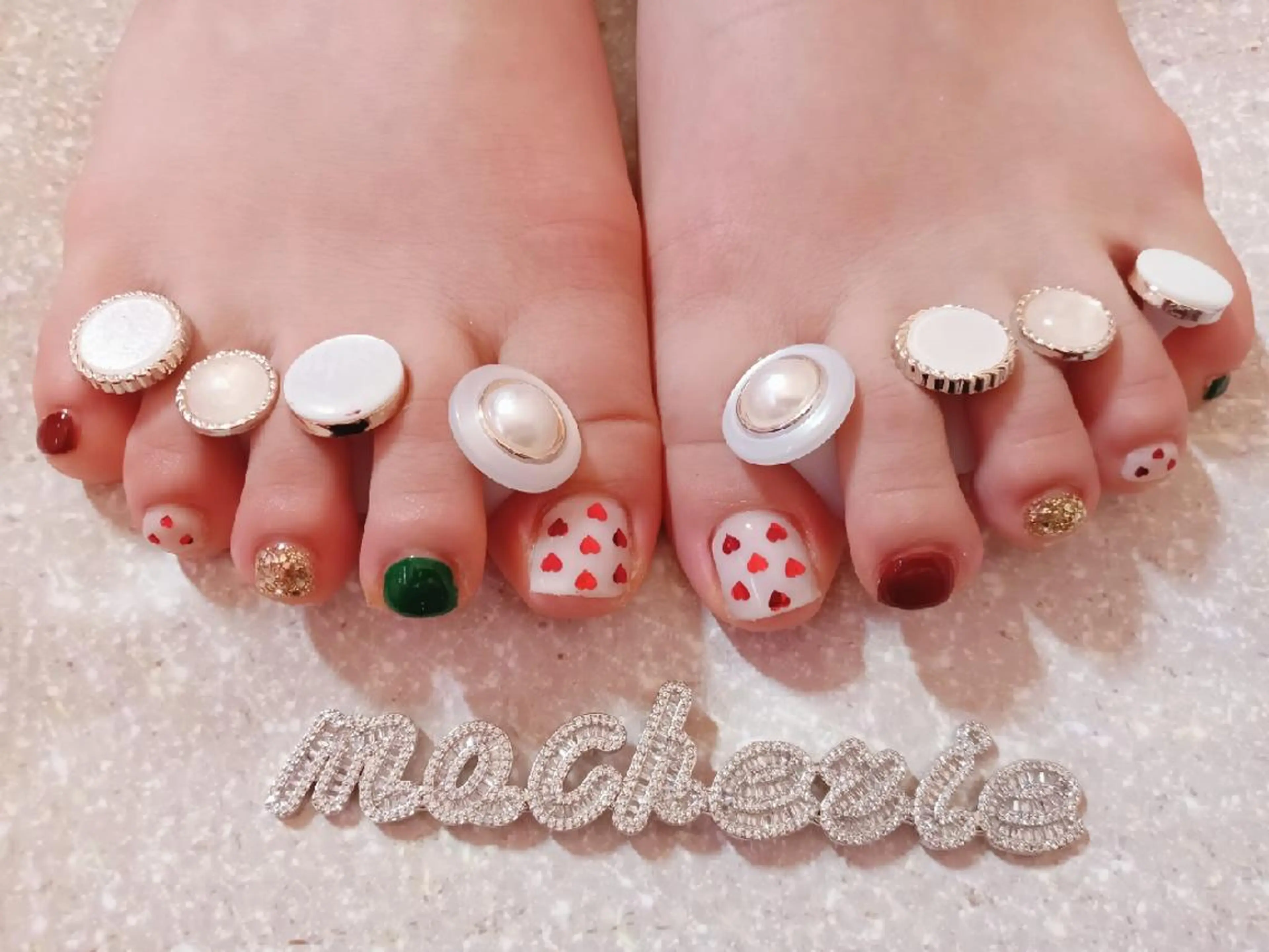 ネイル フットネイル 冬ネイル クリスマス フットネイル Nail Salon macherieのネイルデザイン