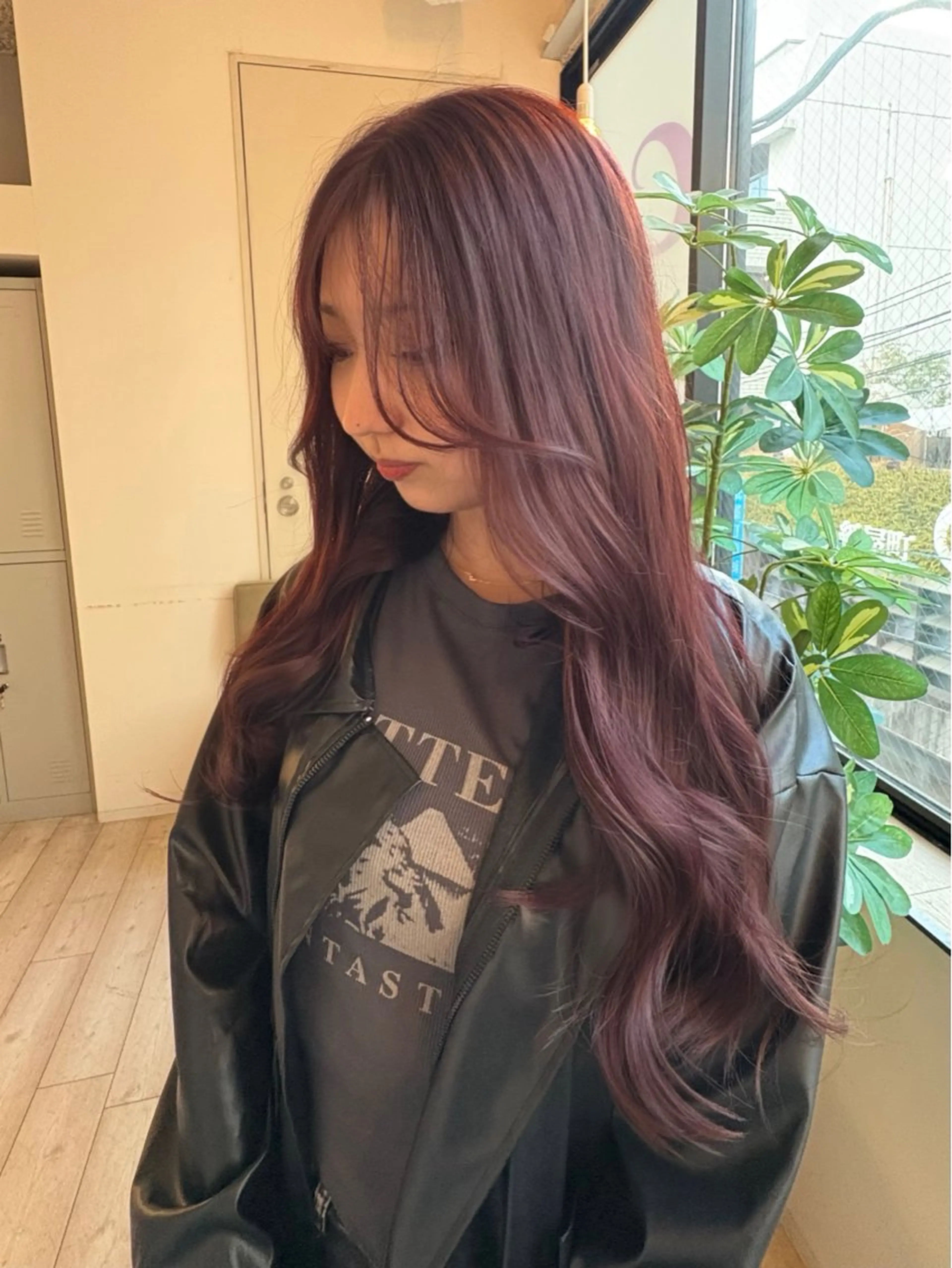 ロング カラー カット ヘアカラー トリートメント ひなの/透明感 カラー/レイヤーのヘアスタイル