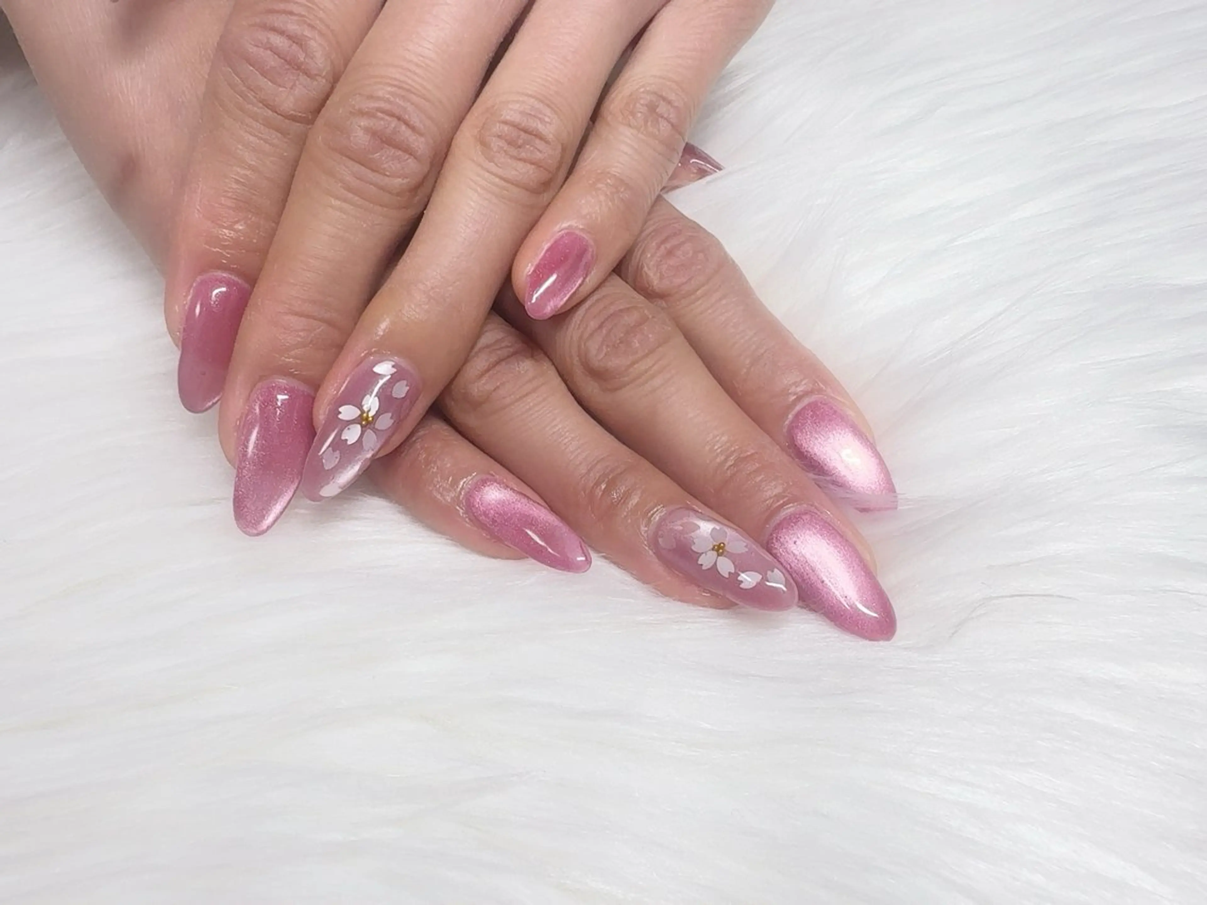 ネイル ハッピーネイル 蘭のネイルデザイン