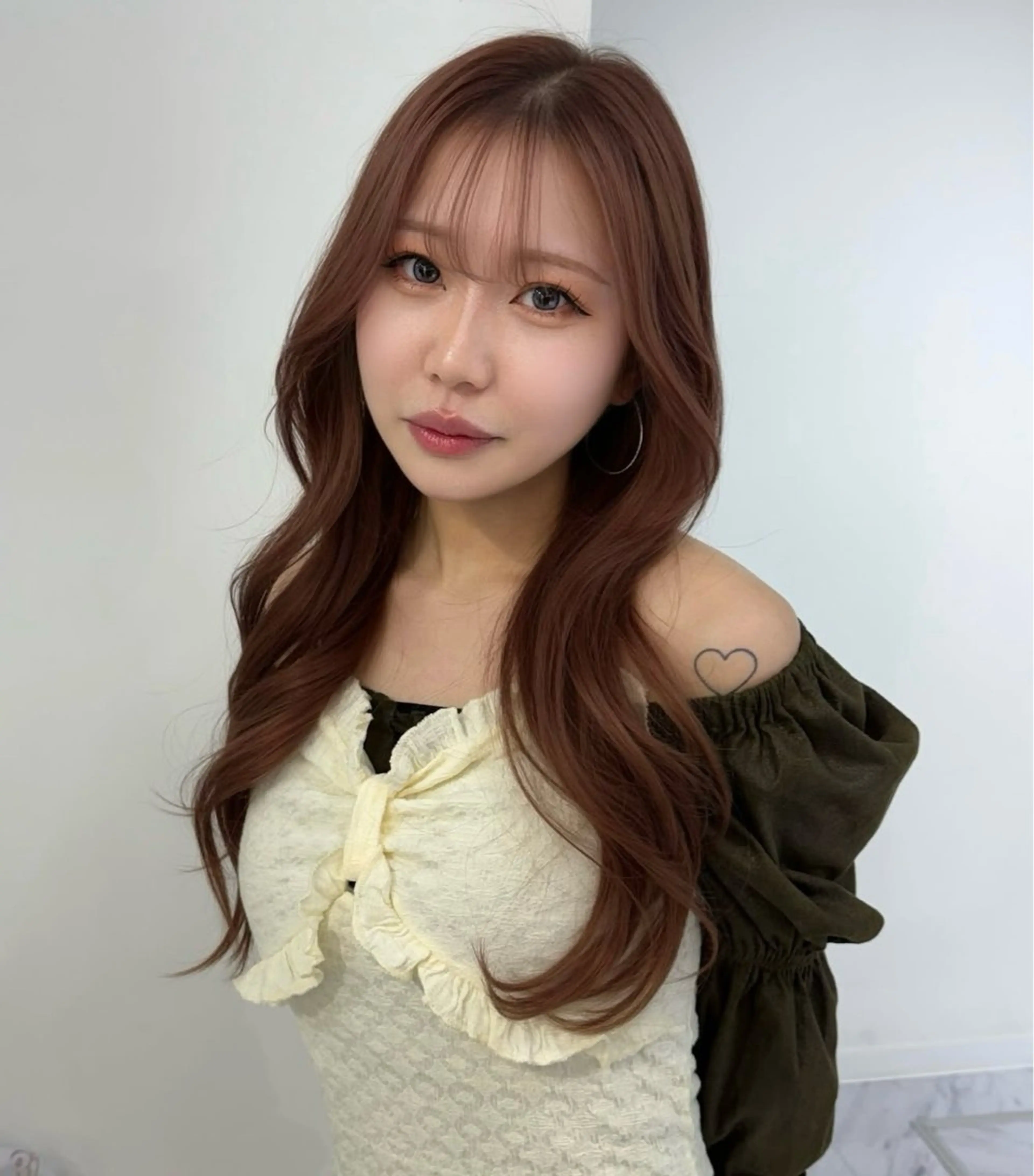 ロング カラー カット ヘアカラー トリートメント ヘアセット 髪質改善/縮毛矯正/ ブリーチなしカラーのヘアスタイル