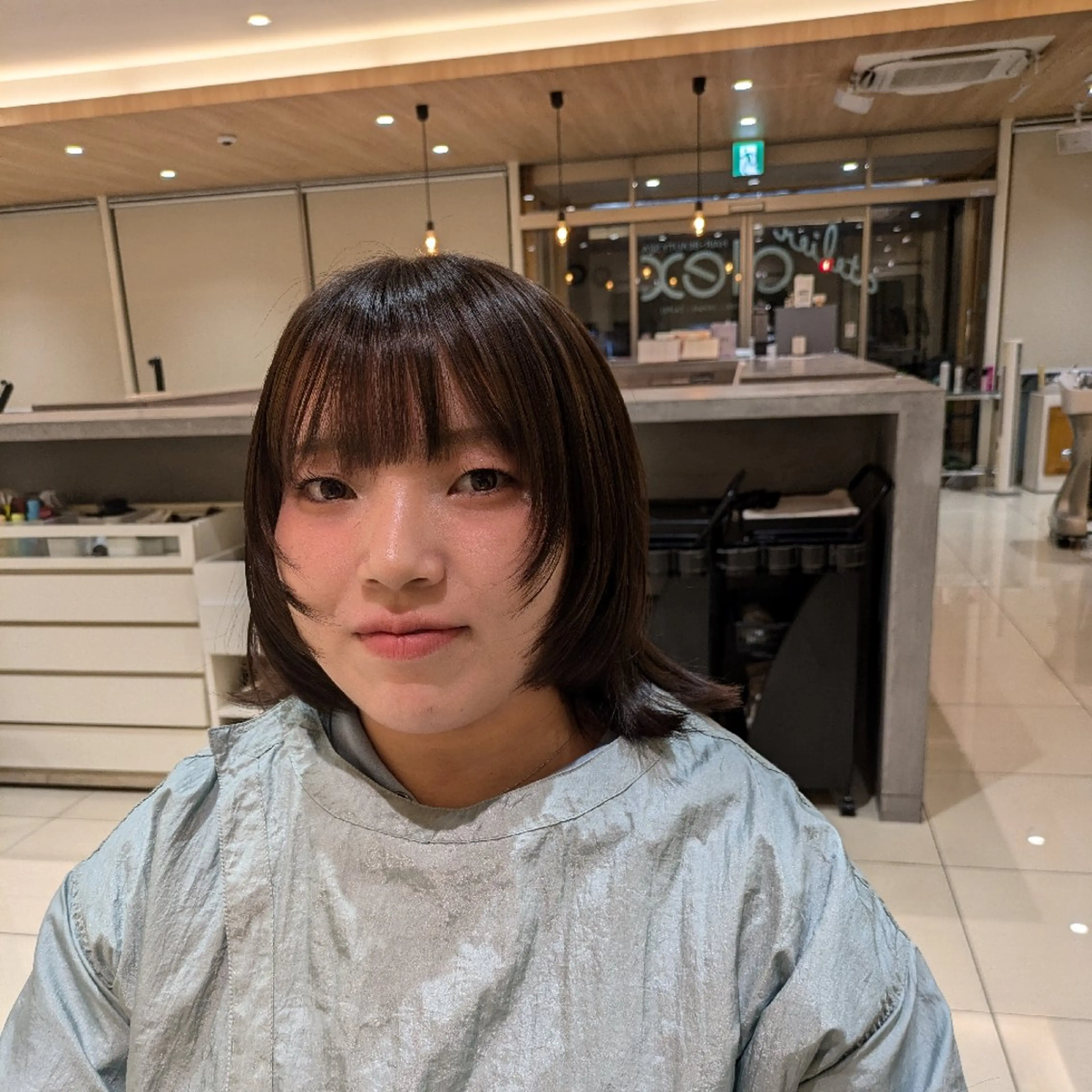 ミディアム 顔周りカット ウルフカット 🍒memelu 御影店🍒のマツエク・マツパデザイン