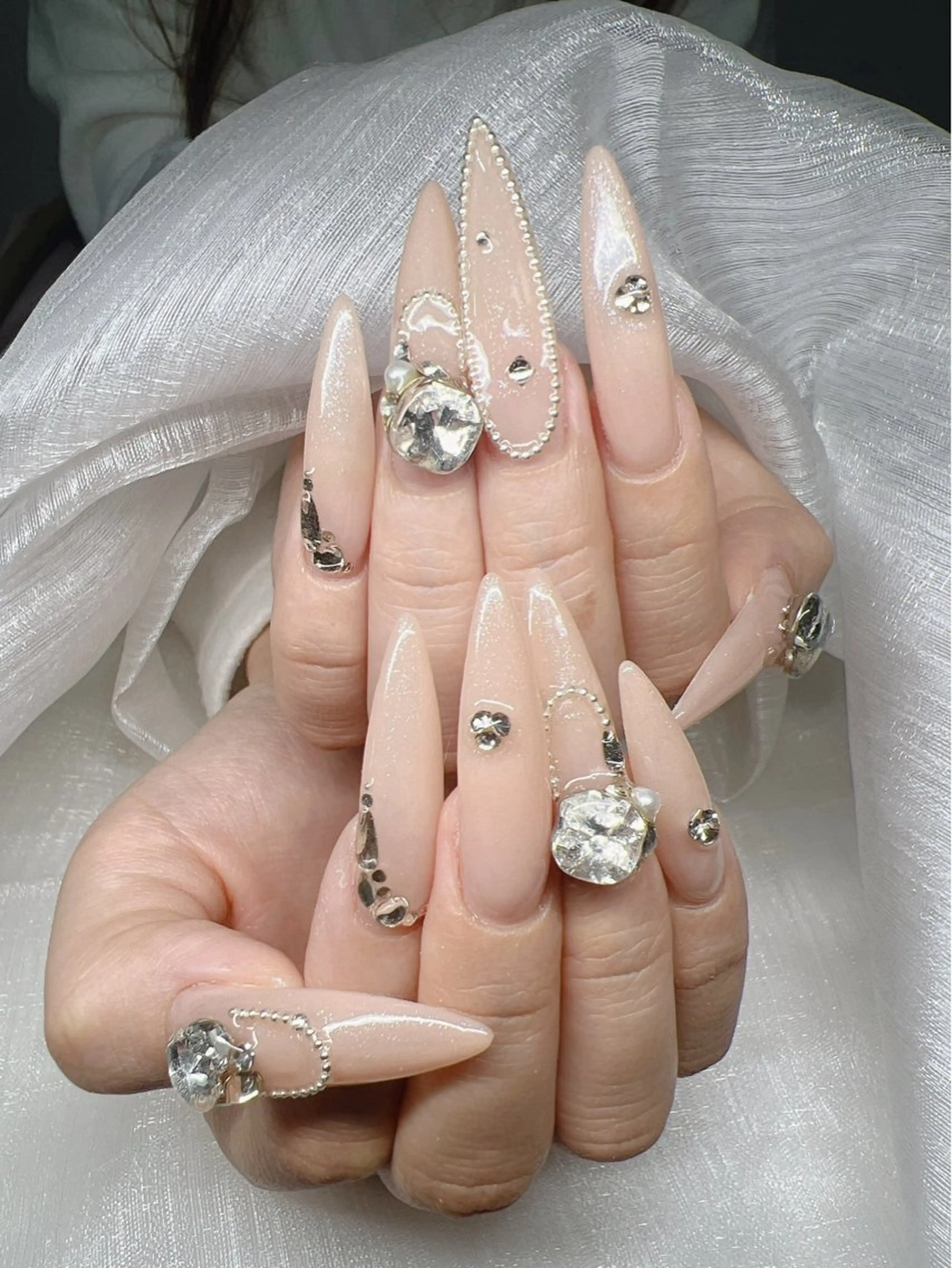 ネイル 長さ出し グラデーション 卒業式 キラキラネイル マグネットネイル ハンドネイル Lee Nails チップ長さだし専門店のネイルデザイン
