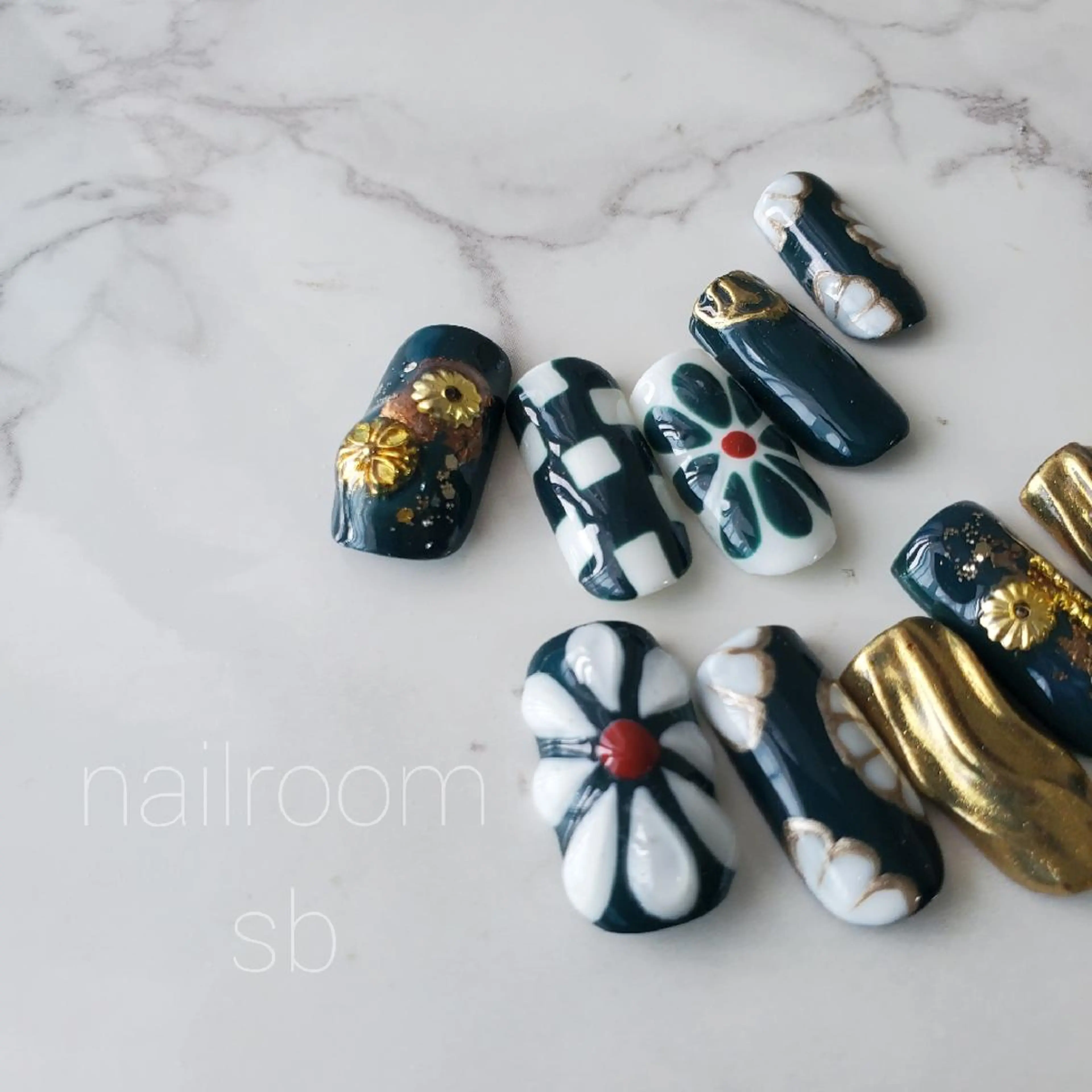 ネイル 持ち込み ネイルチップ nailroom‪ sb‪‪𓈒𓂂𓏸のネイルデザイン