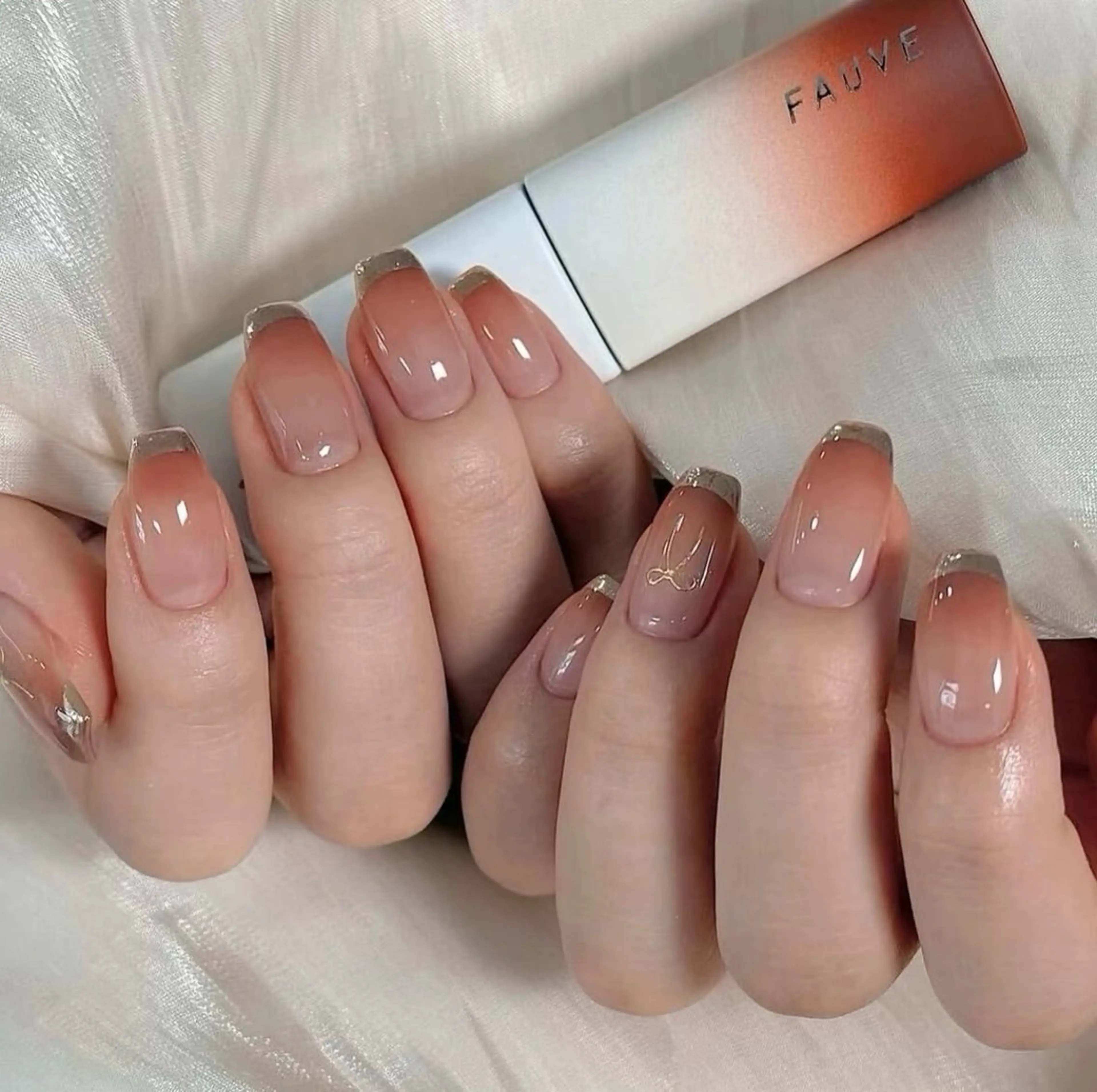 ネイル チークネイル 長さ出し フレンチネイル ガーリー 韓国ネイル sun nail池袋 モデル募集のネイルデザイン