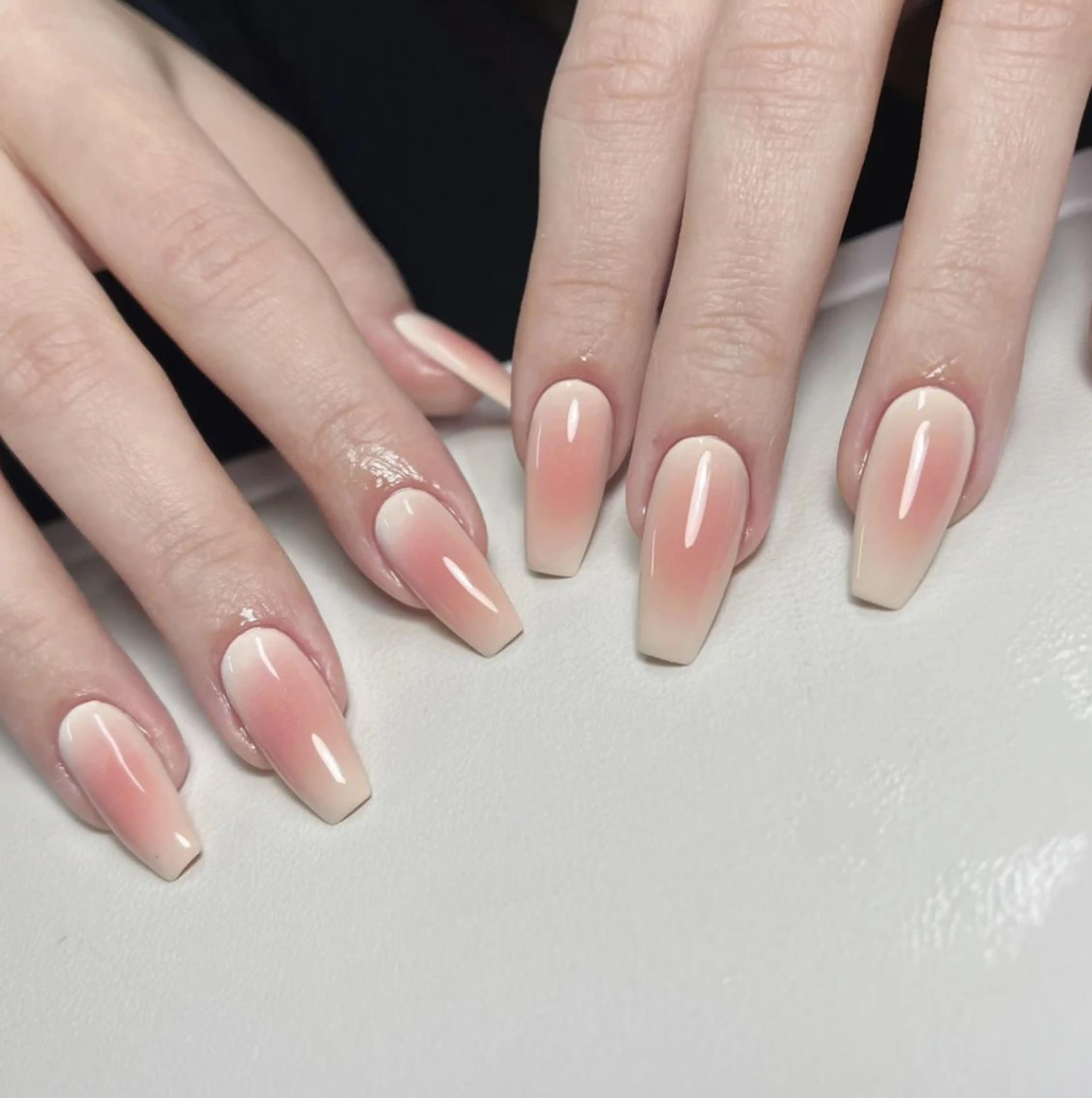 ネイル アートネイル 長さ出し ネイルチップ Queens momoのネイルデザイン