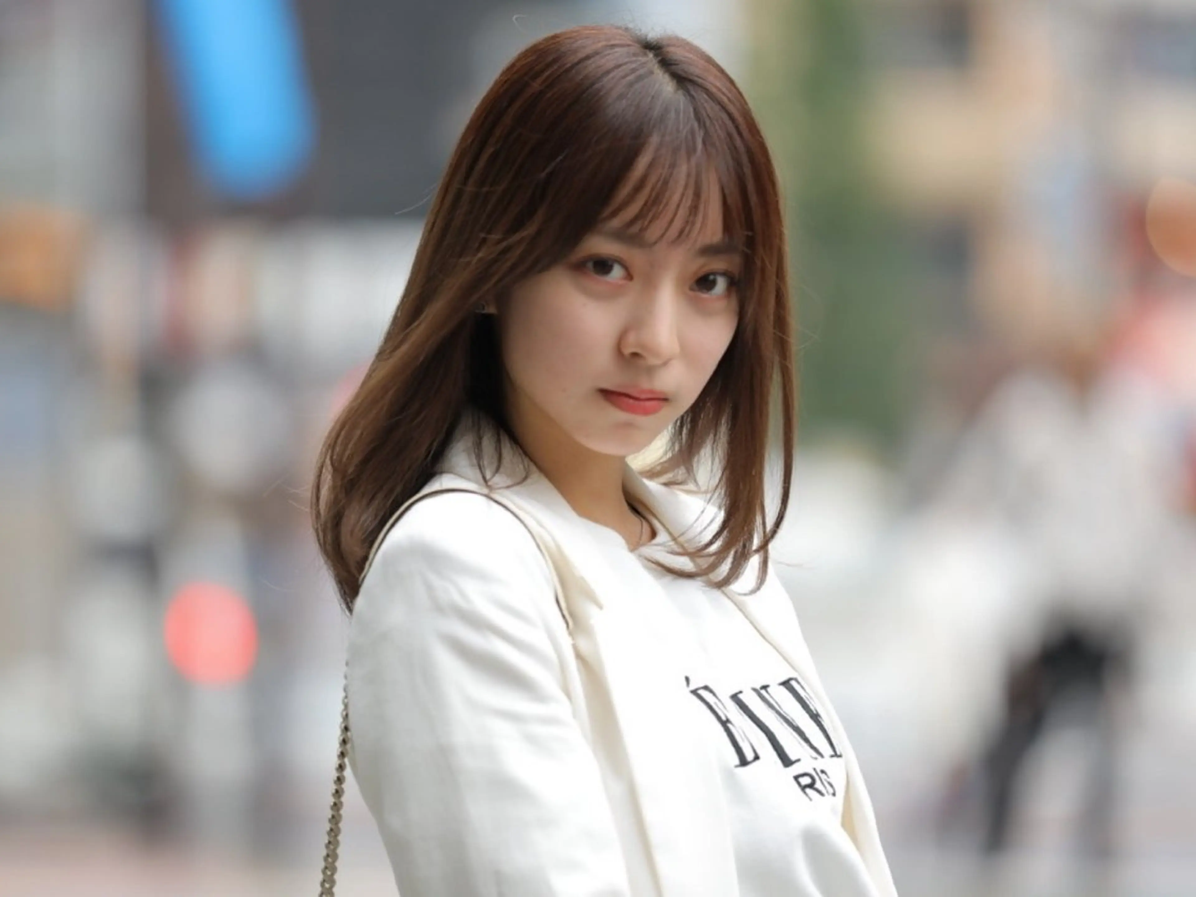 ミディアム ハイライト 髪質改善 小顔カット Endearing 銀座/レイヤーカットのヘアスタイル