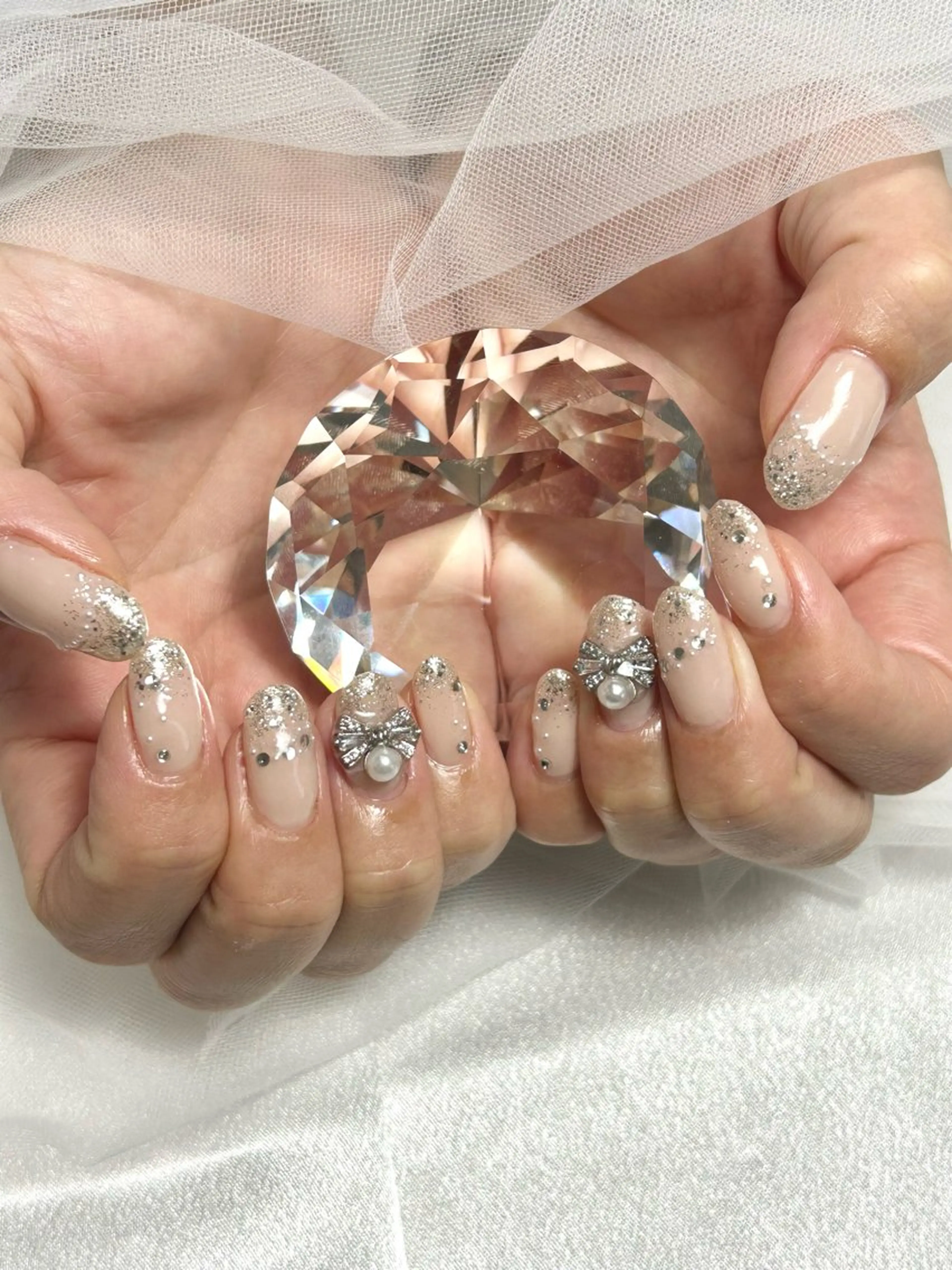 ネイル ハンドネイル EmaNail 🧸Momokaのネイルデザイン