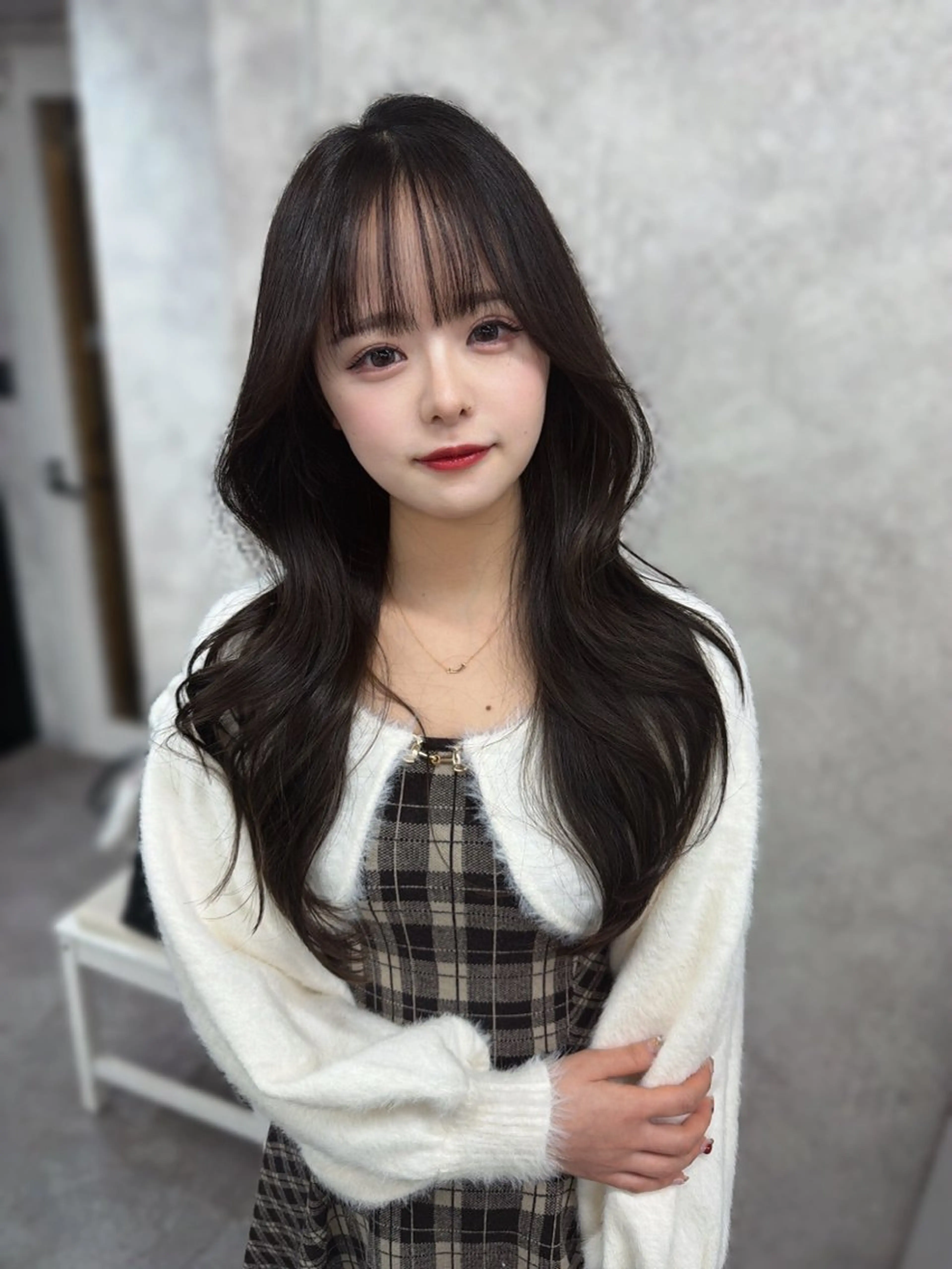 セミロング シールエクステ エクステ 髪質改善 韓国風ヘア レイヤーカット エクステ Tiam タクミのヘアスタイル