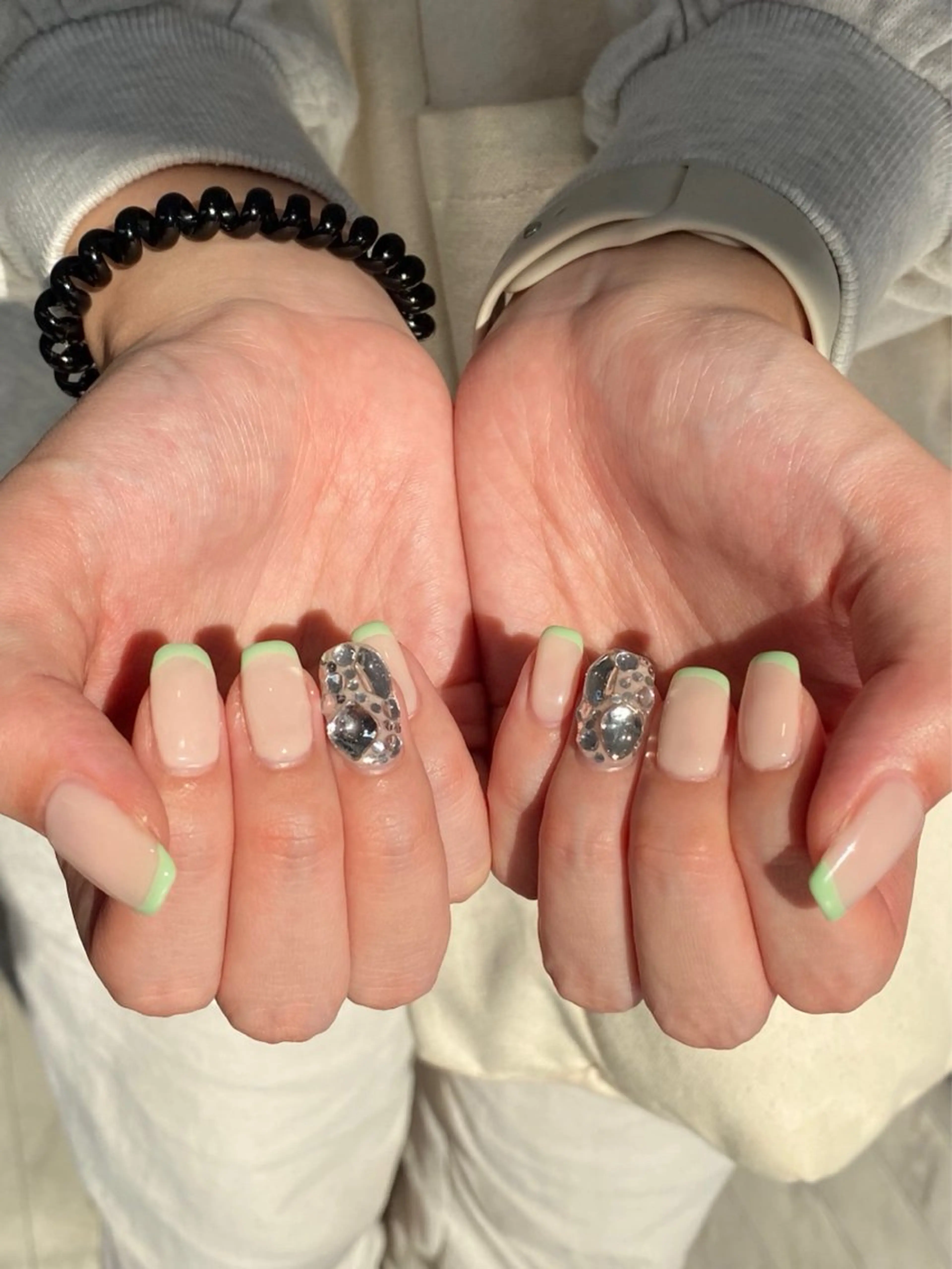 ネイル ハンドネイル ハンドケア カンナ【Y2Kネイル /コーンロウ】のネイルデザイン