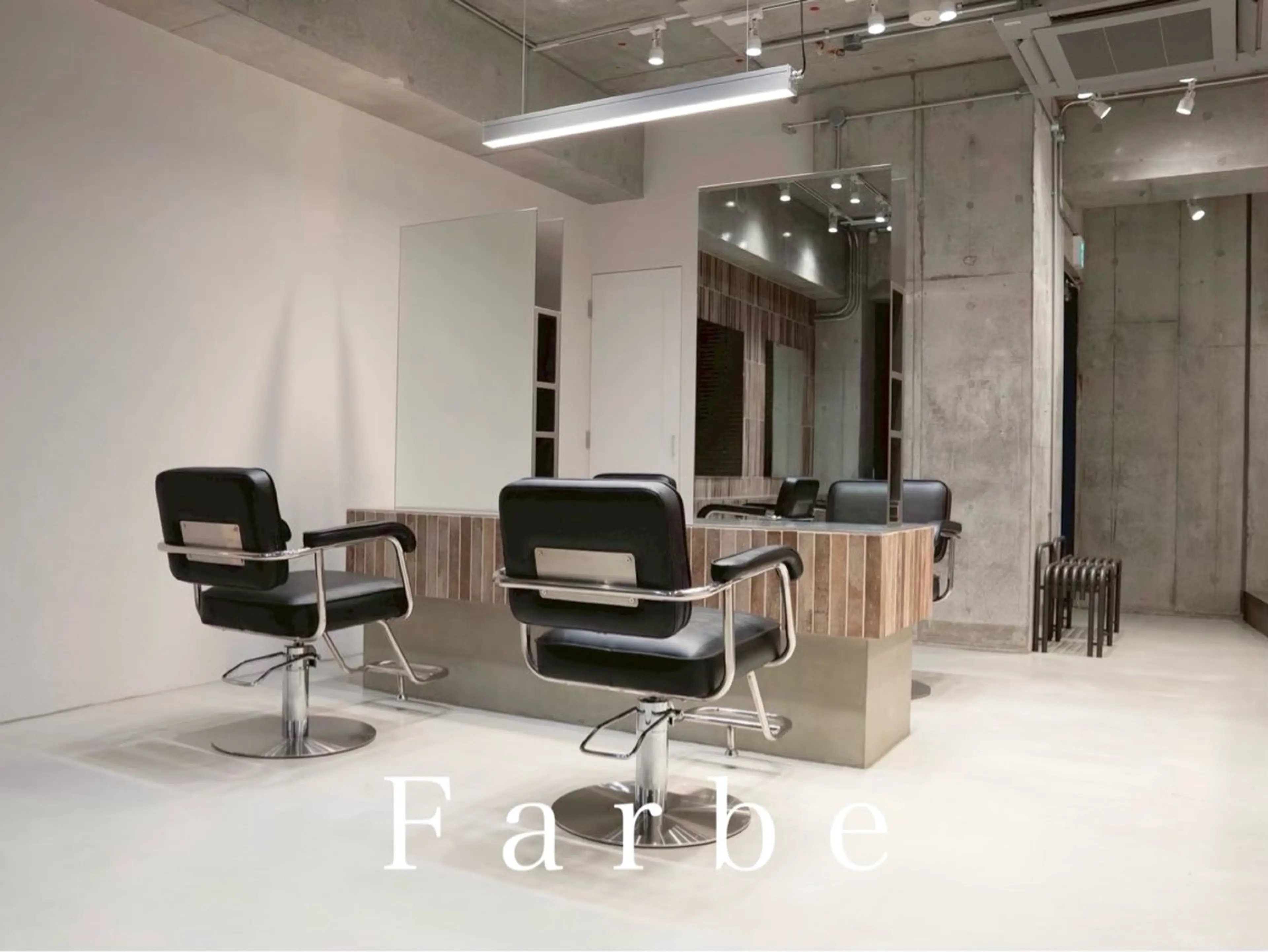 カット パーマ ヘアセット Farbe 【メンズ限定】のヘアスタイル