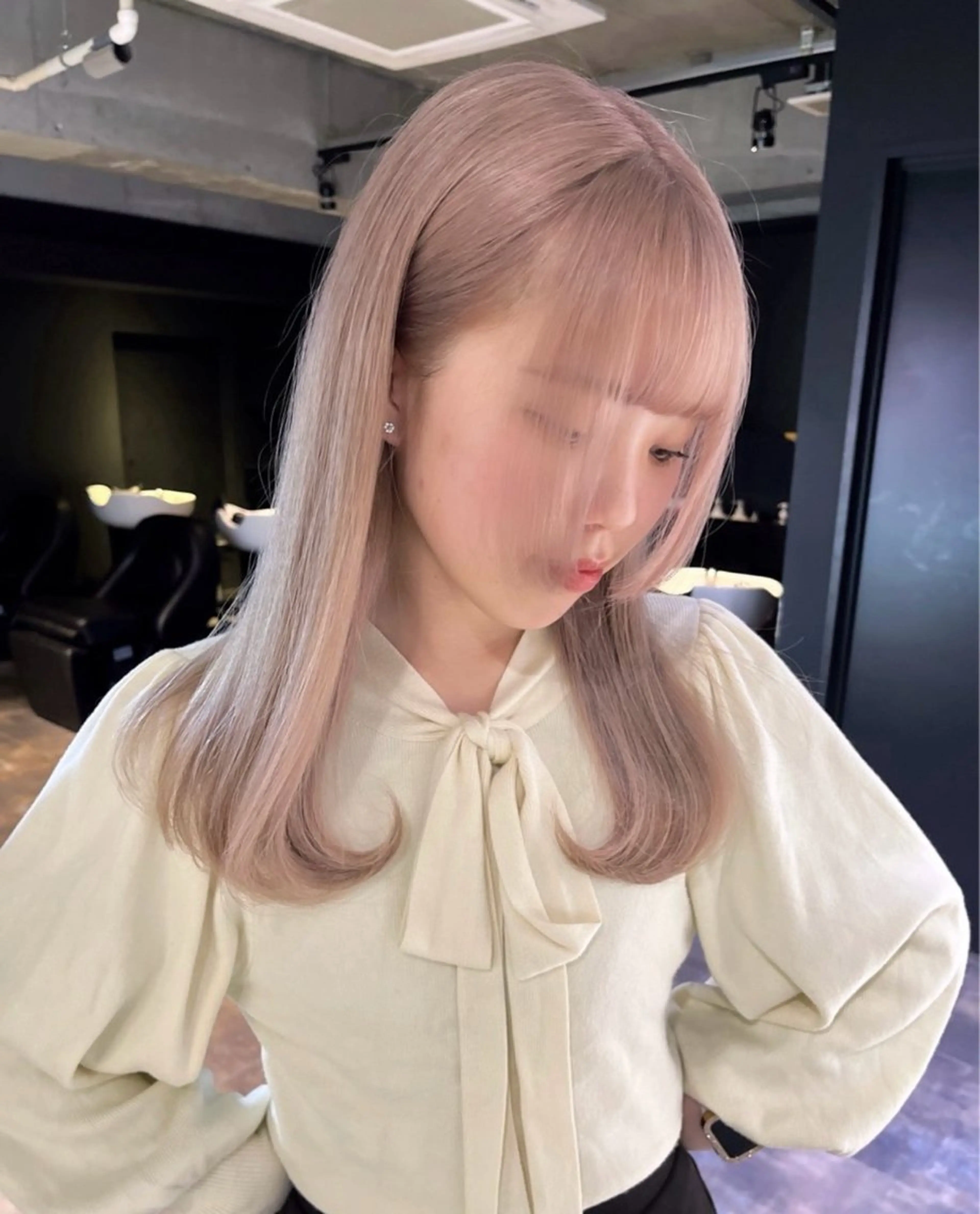 カラー トレンドスタイル/ Shizukuのヘアスタイル