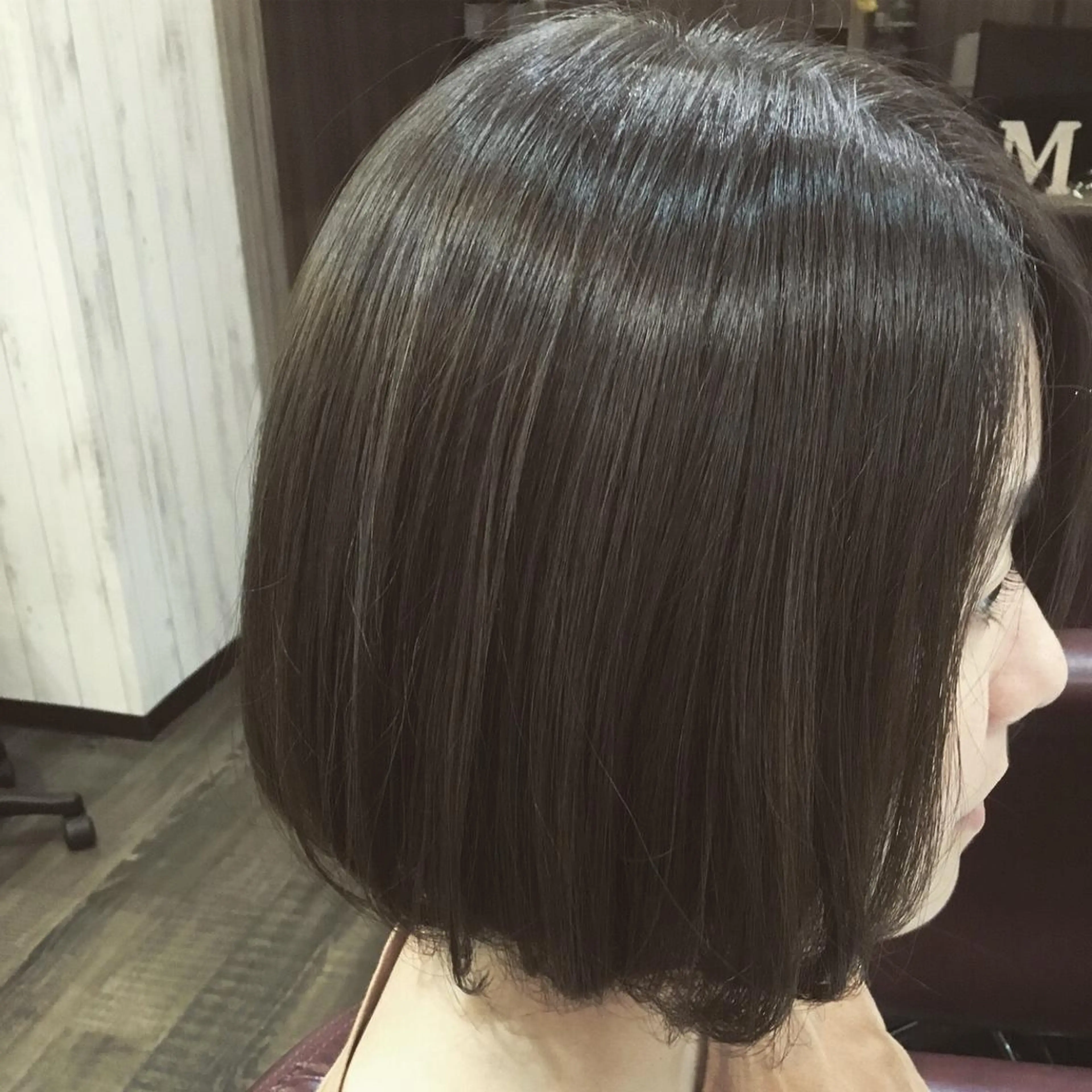 ミディアム カラー パーマ 金崎 新吾のヘアスタイル