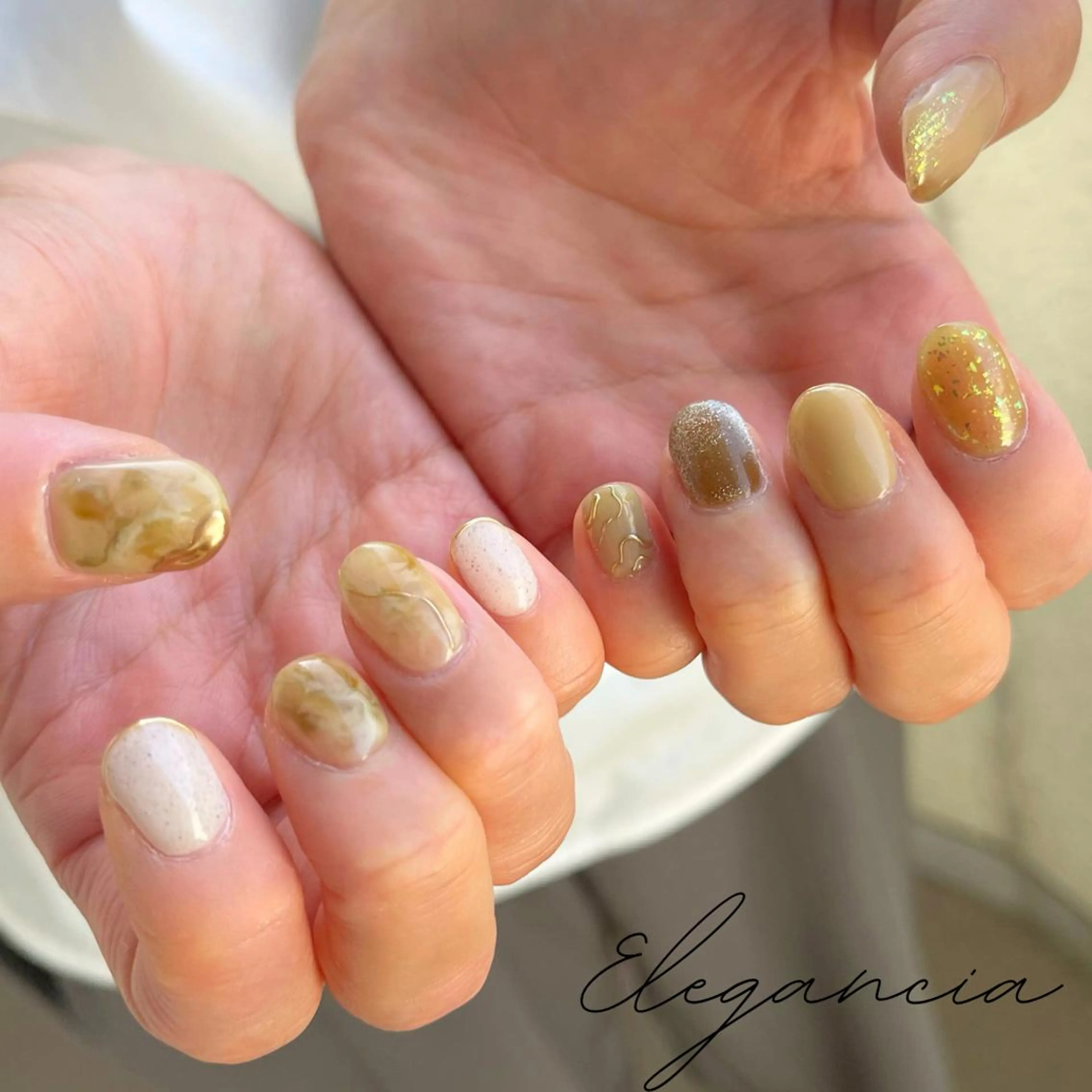 カラー ネイル ハンドネイル Elegancia. Hiromiのネイルデザイン