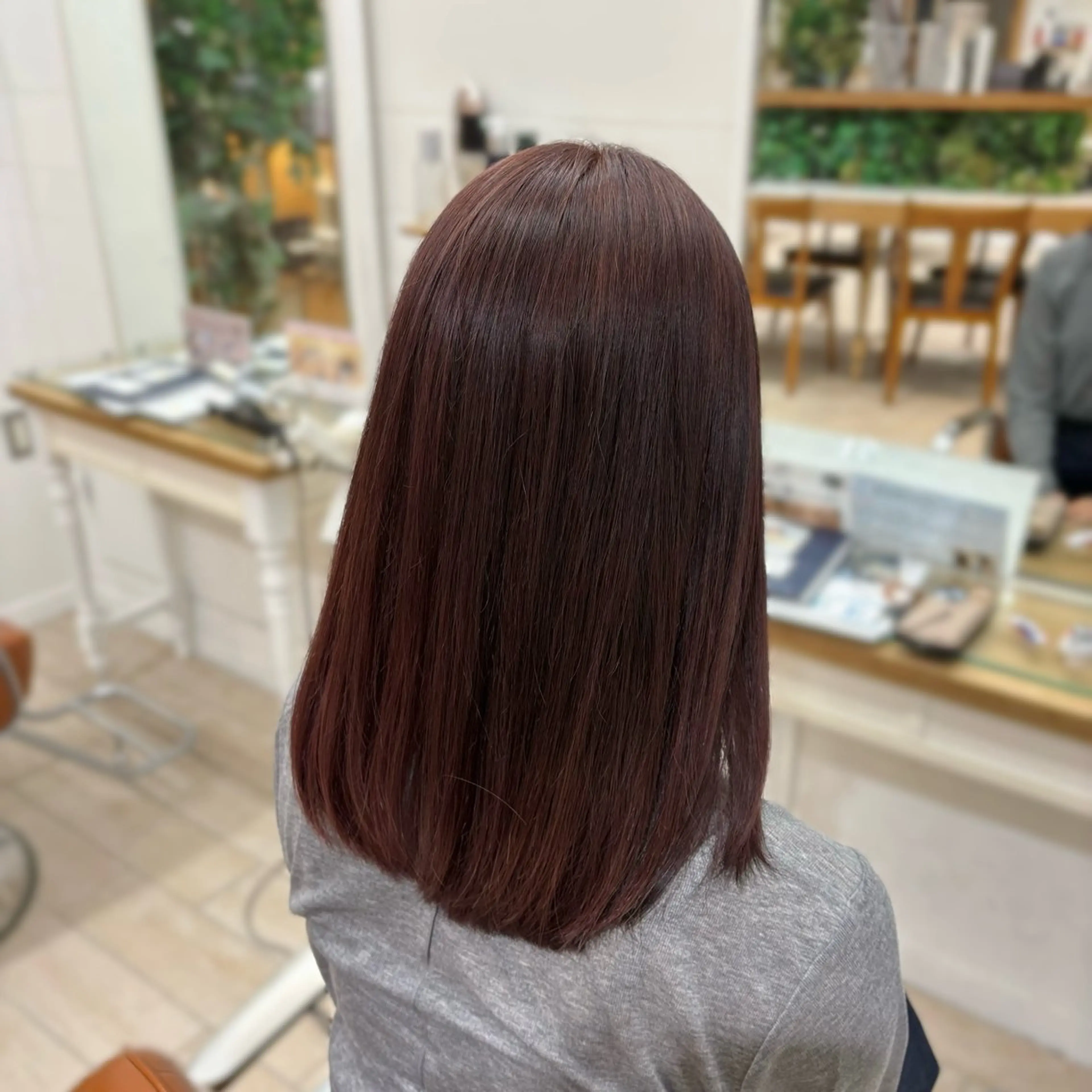 セミロング カラー ブリーチ ブラウンカラー ピンクカラー ピンクブラウン Kurumi 🩰カットモデル募集のヘアスタイル