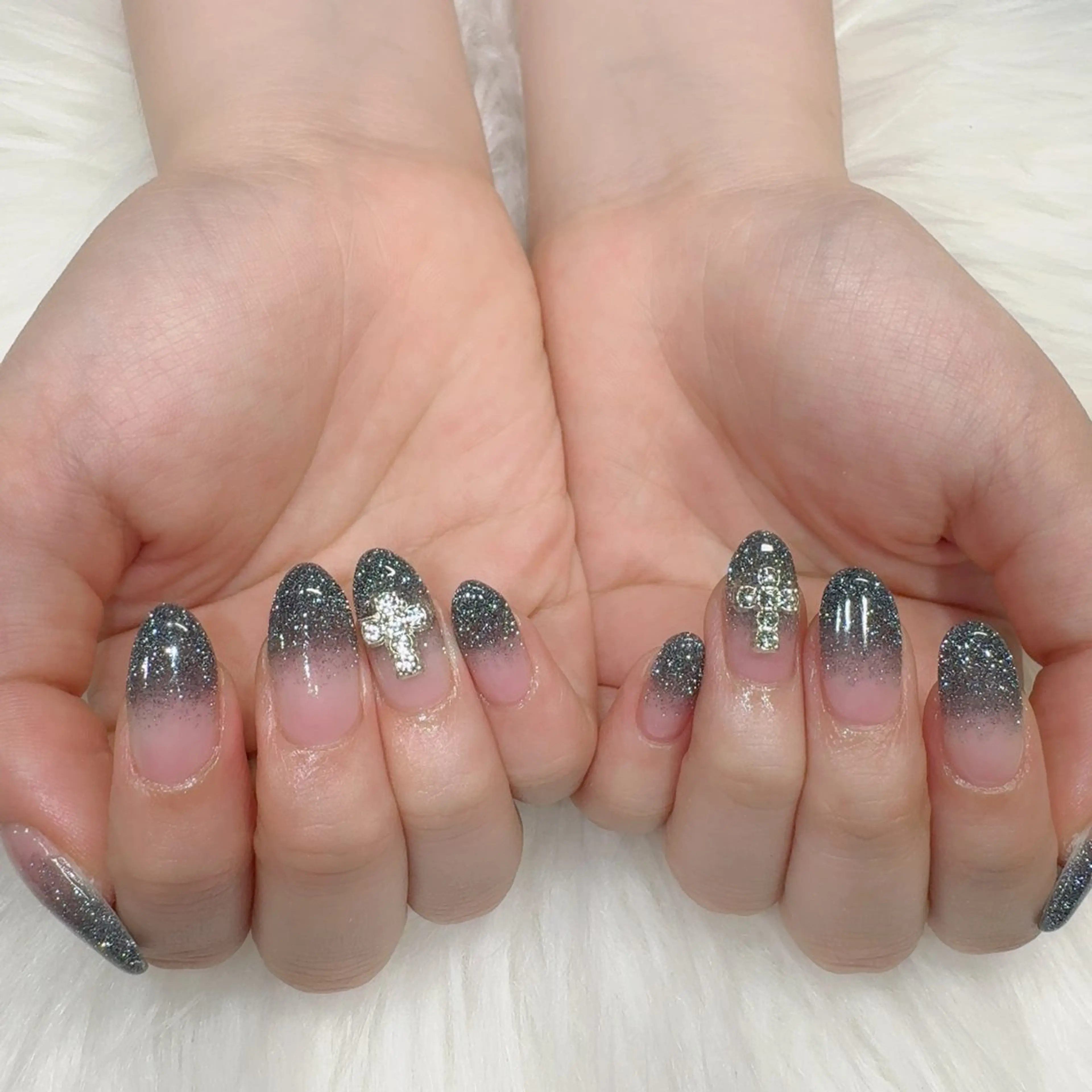 ネイル ハンドネイル 小野澤 紗智のネイルデザイン