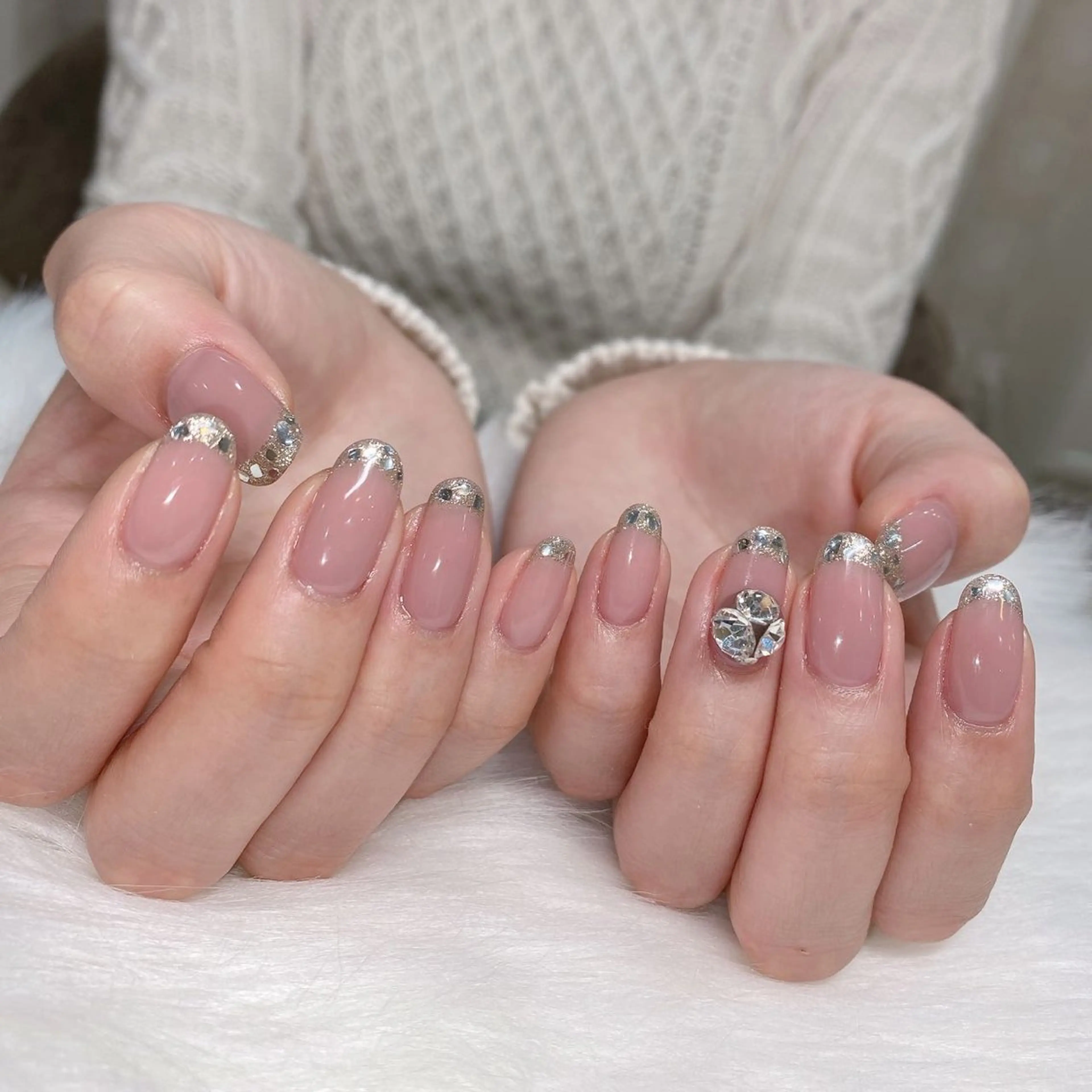 ネイル ハンドネイル Elsias 詩織のマツエク・マツパデザイン