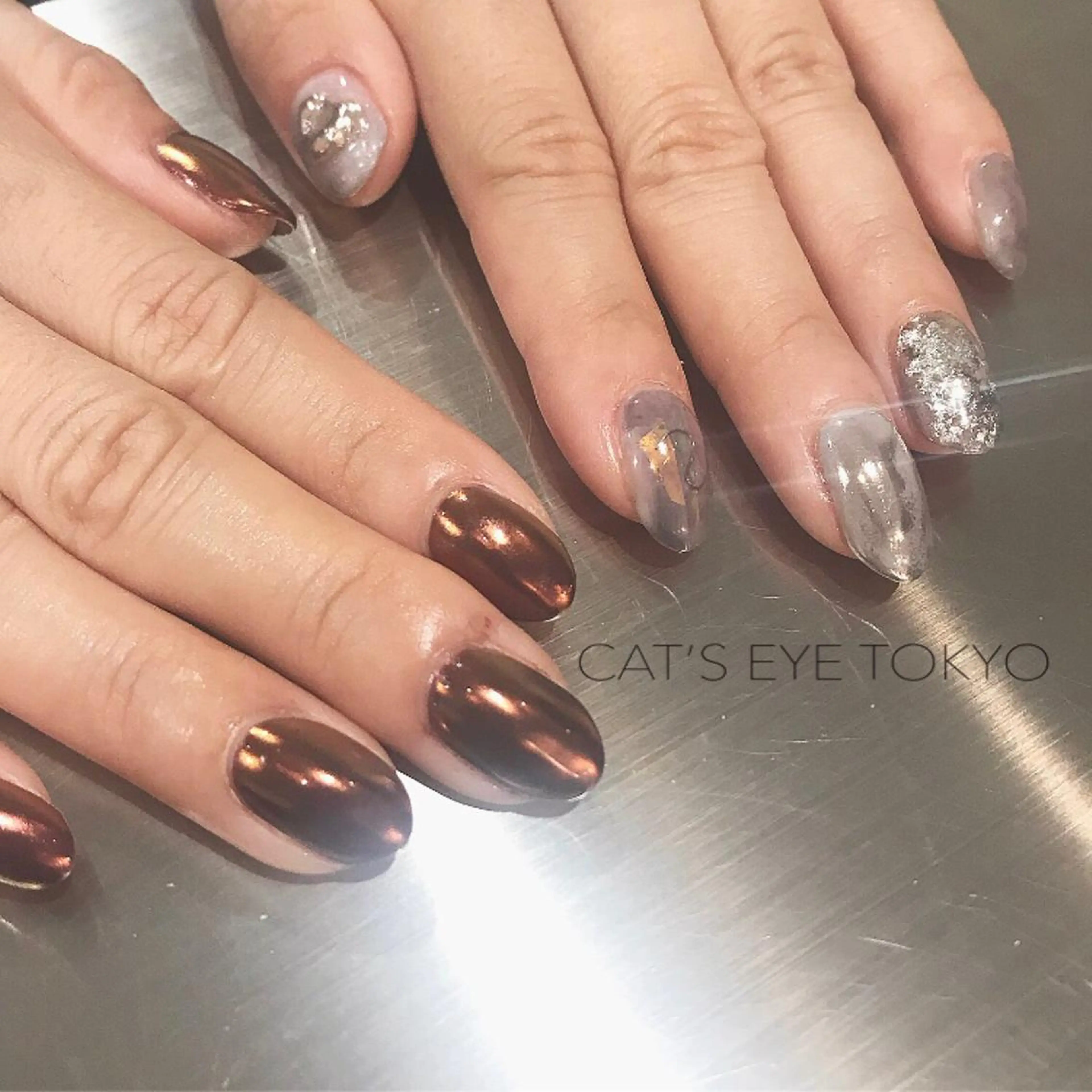 ネイル ニュアンスネイル ハンドネイル キャッツアイ東京 西荻窪店のネイルデザイン