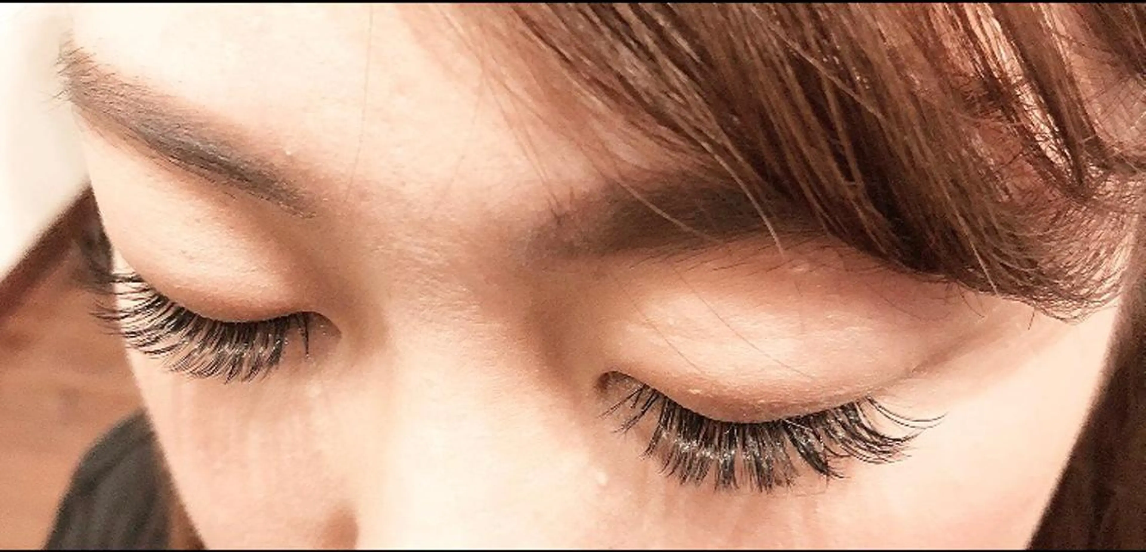 オフ込み！ボリュームラッシュ300本＋1000円でブラウン変更可能の写真