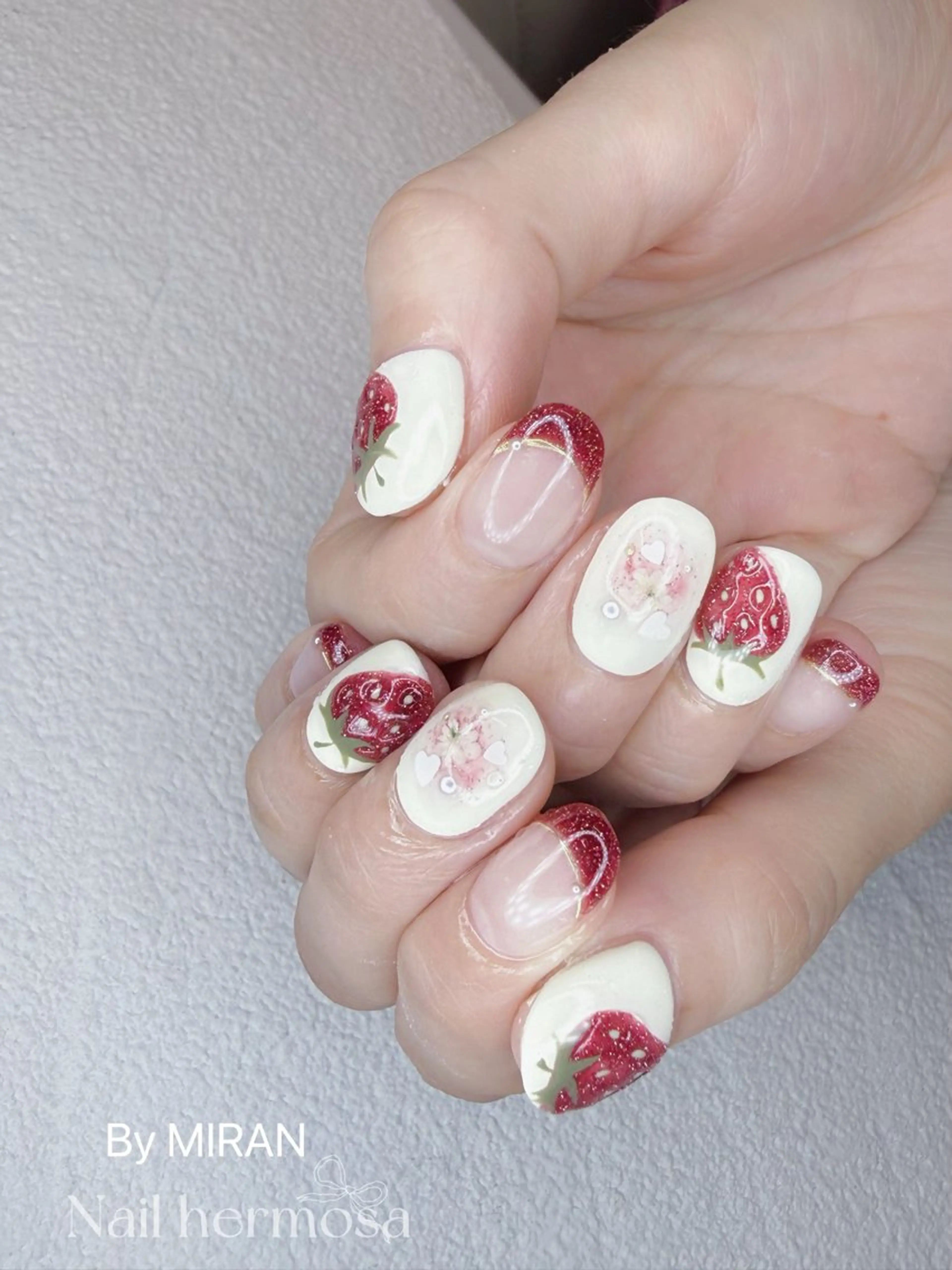 ネイル フラッシュネイル フットネイル フレンチネイル ジェルネイル ガラスフレンチ ハンドネイル ネイル エルモサのネイルデザイン