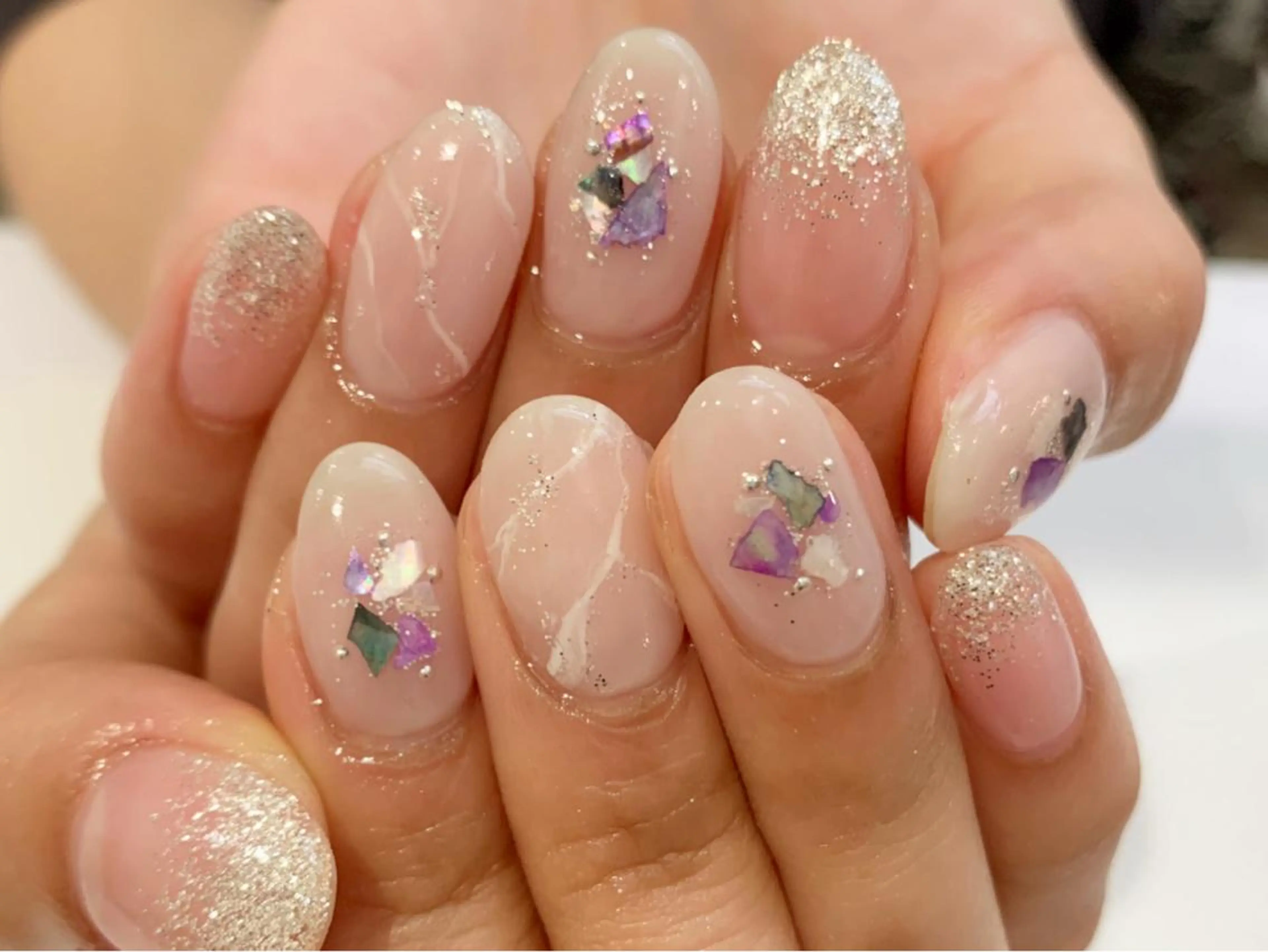 ショート カラー ネイル マツエク・マツパ 大理石ネイル(マーブル) ハンドネイル 松井 亜由美のネイルデザイン