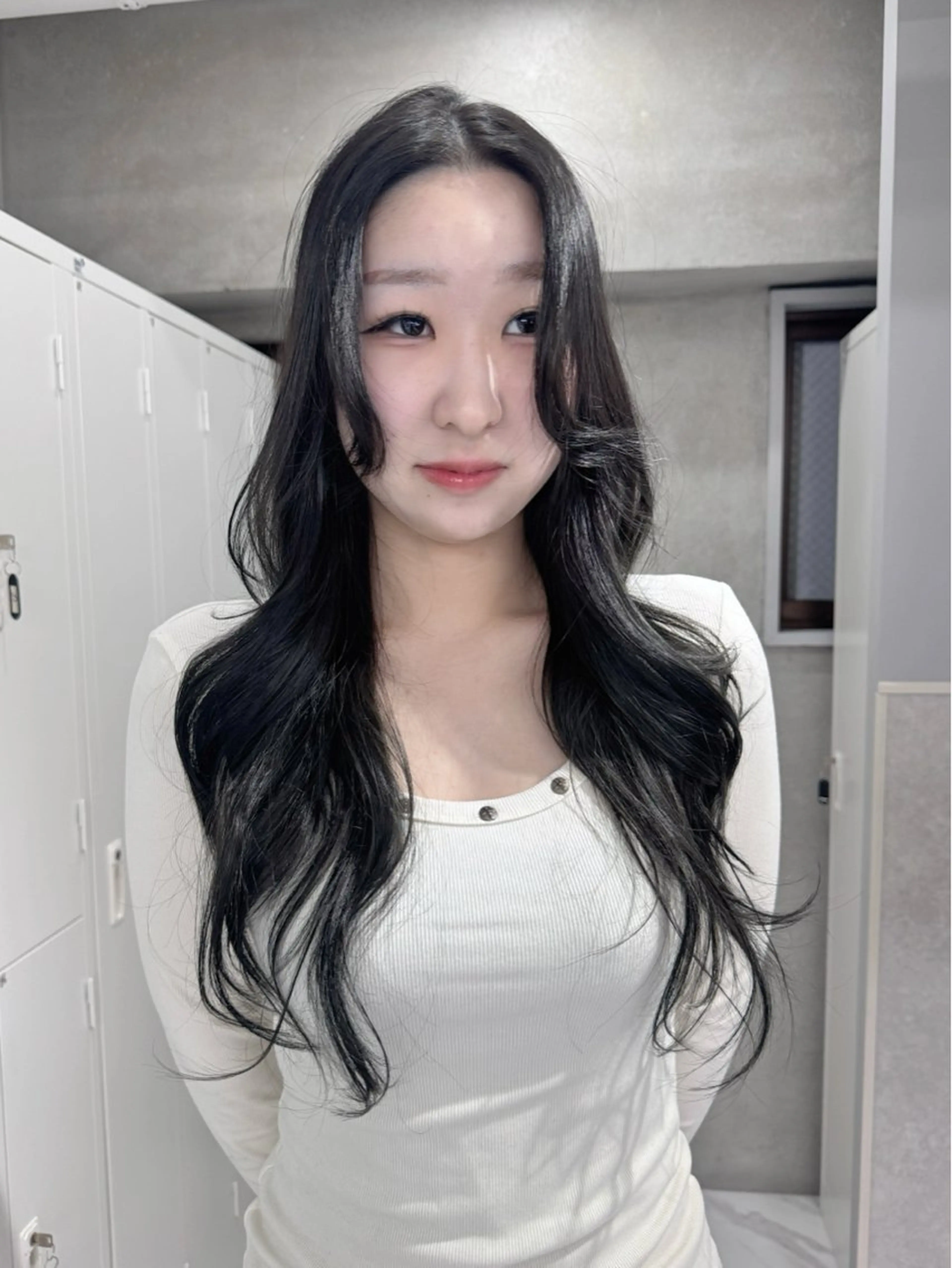 ロング ハッシュカット カット ヘアカラー トリートメント Mana/似合わせ レイヤー/ウルフのヘアスタイル