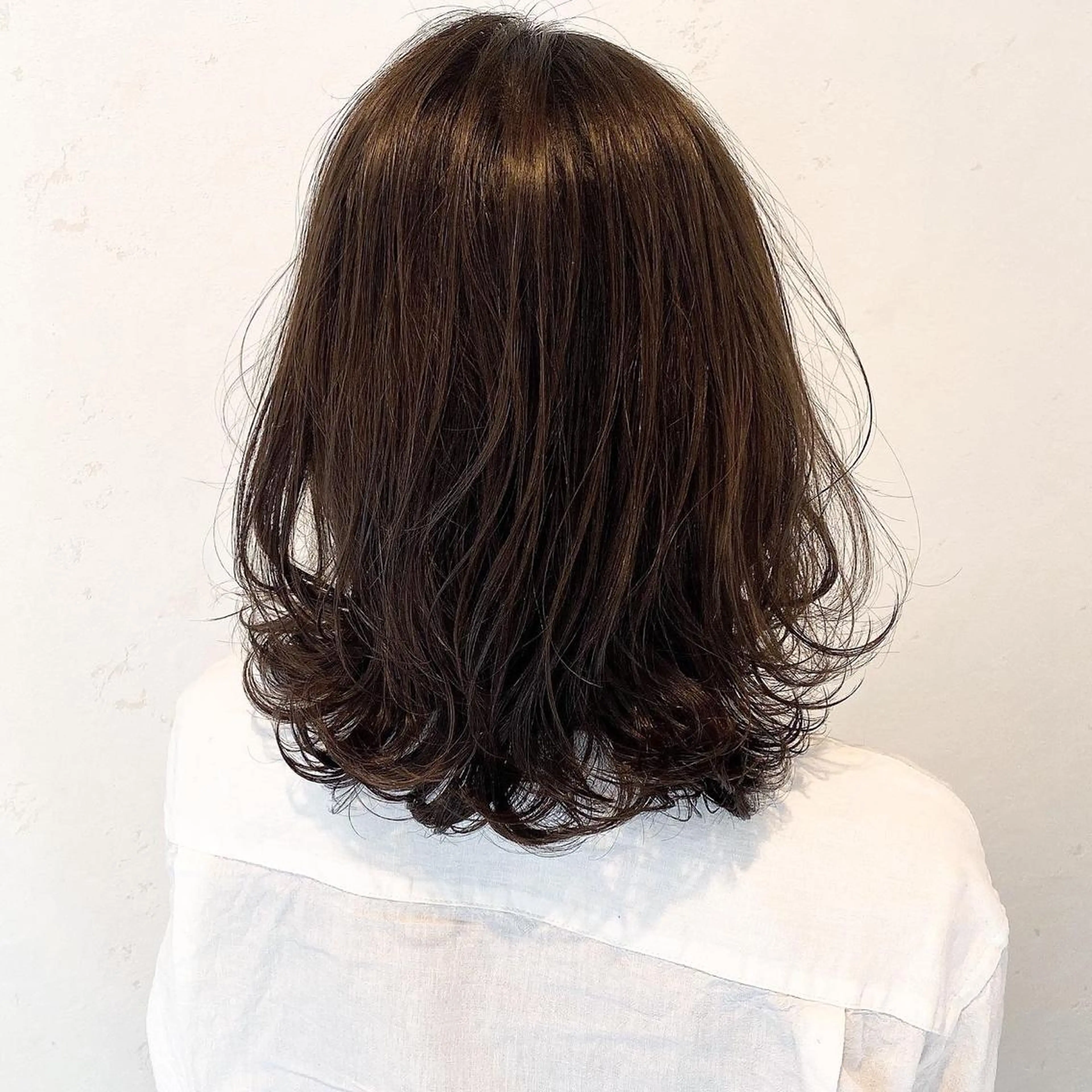 ミディアム カラー 伊藤 さやかのヘアスタイル