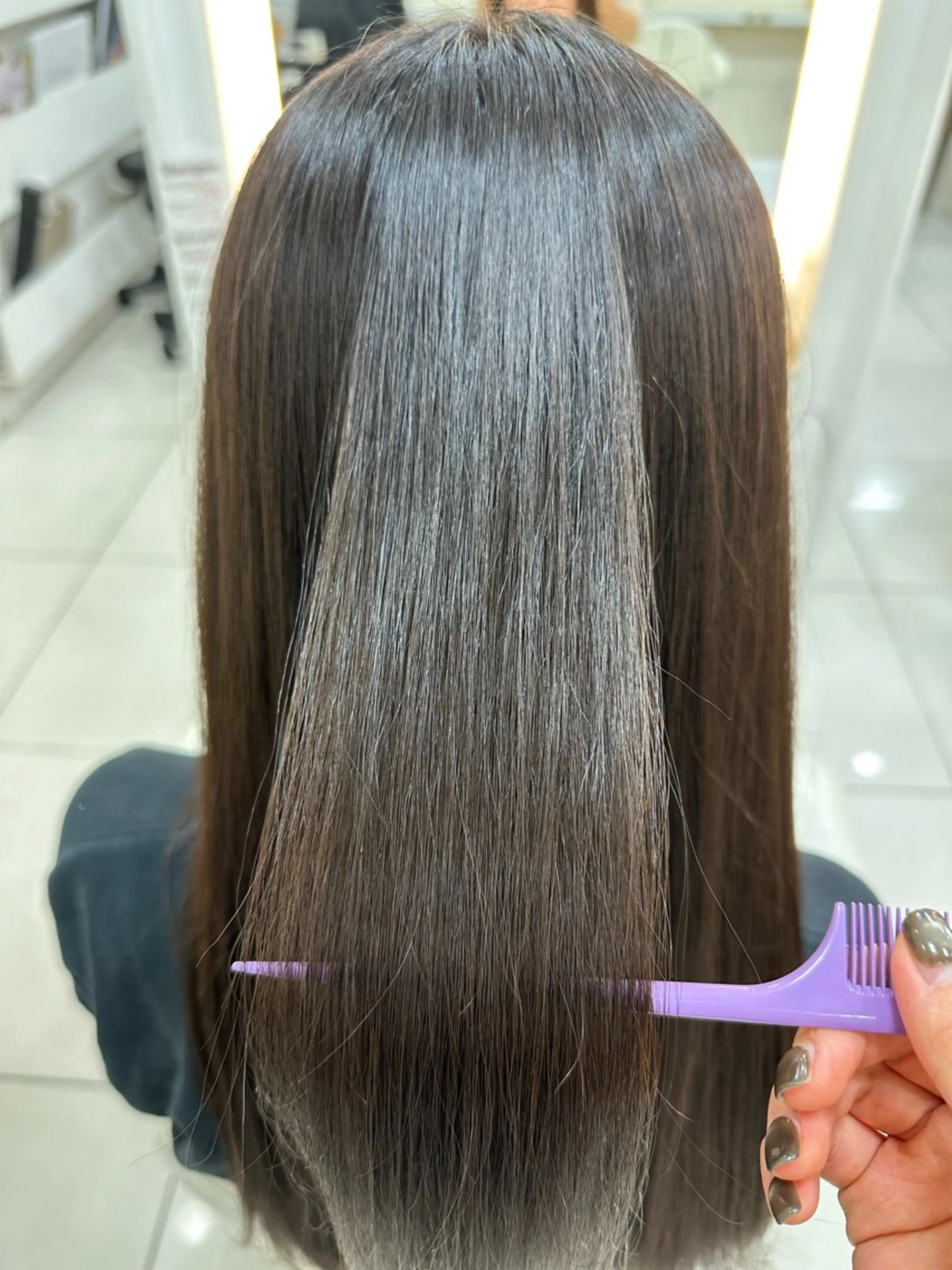 ロング パーマ カット 縮毛矯正 トリートメント 伊佐 愛のヘアスタイル