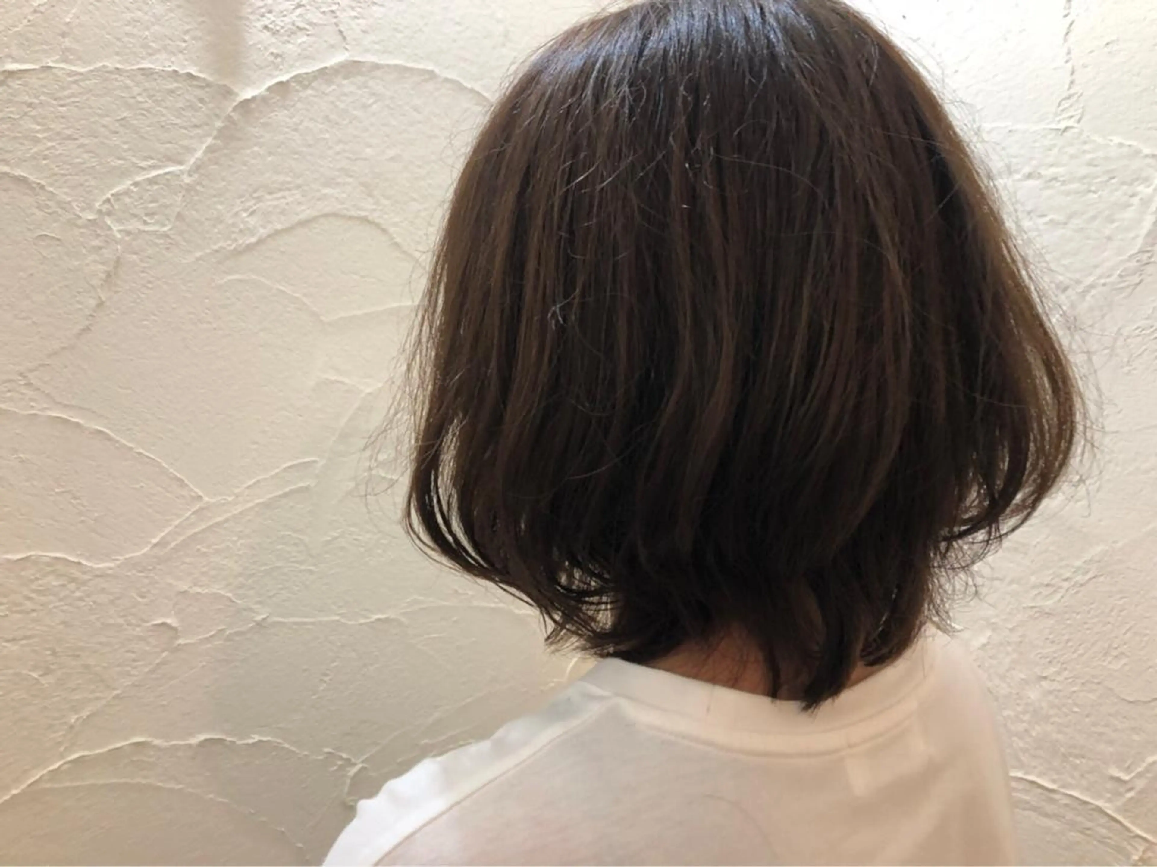 カラー 柴田 日菜子のヘアスタイル