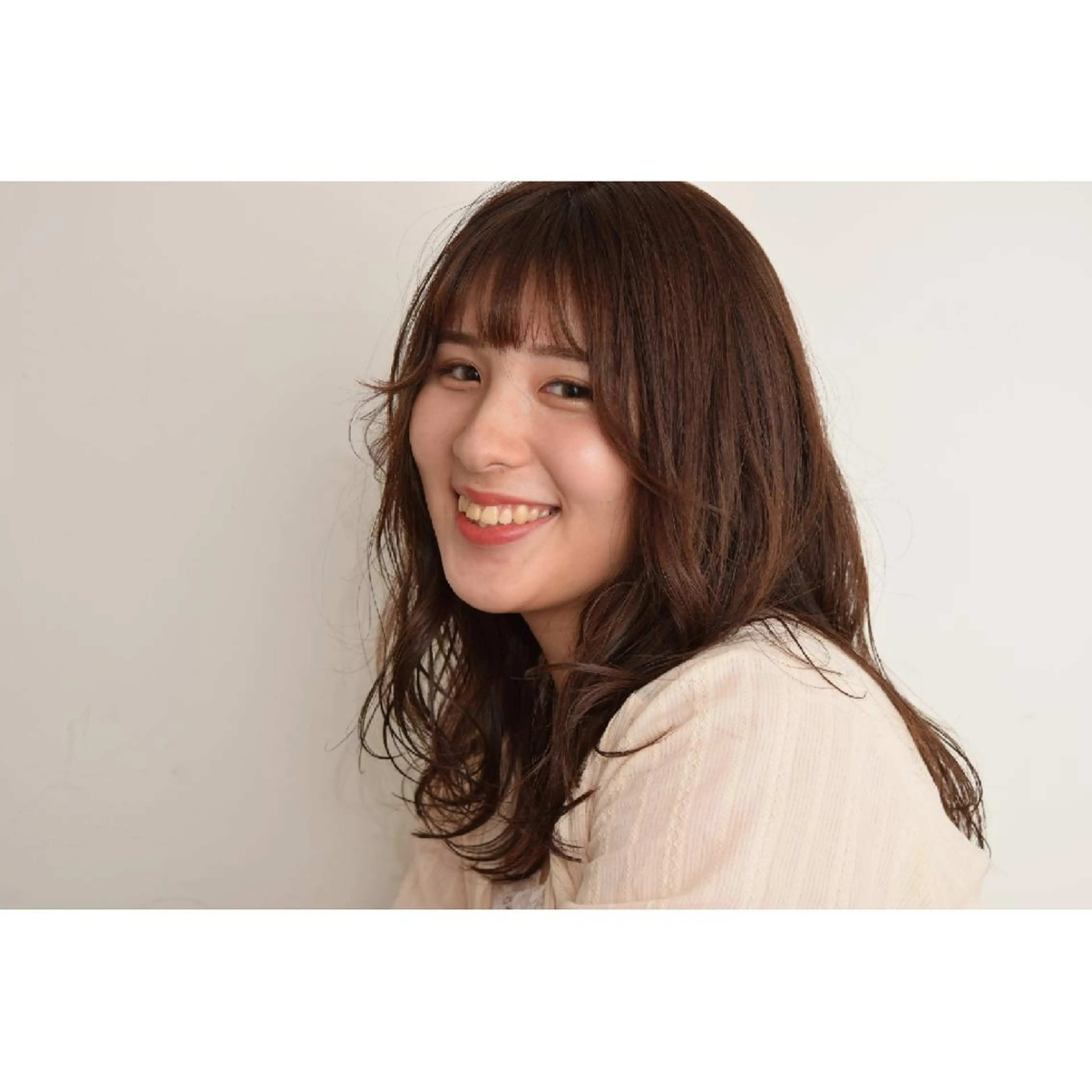 セミロング カラー パーマ みなみ ゆうすけのヘアスタイル