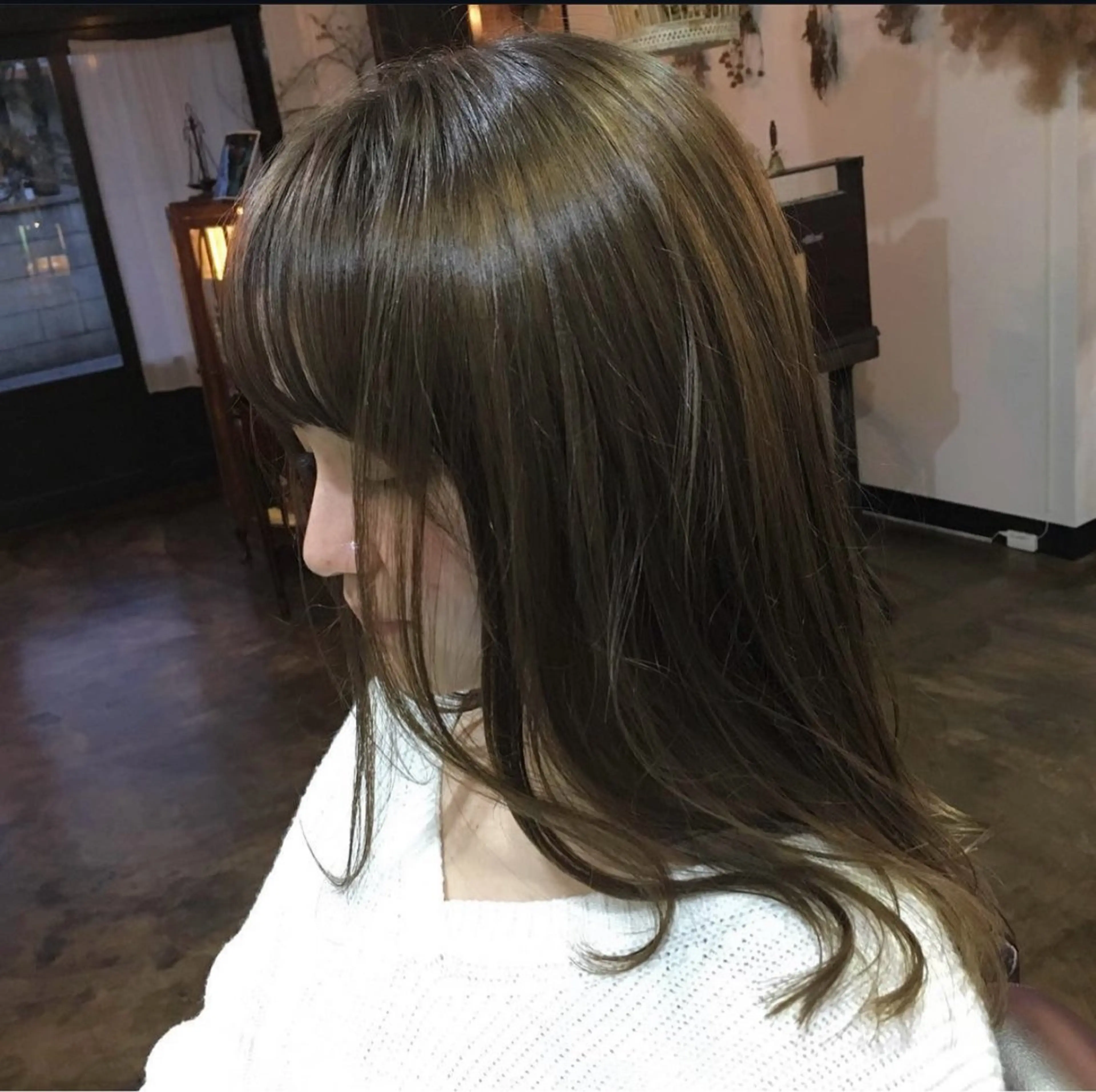 セミロング カラー hair&make chambreのヘアスタイル