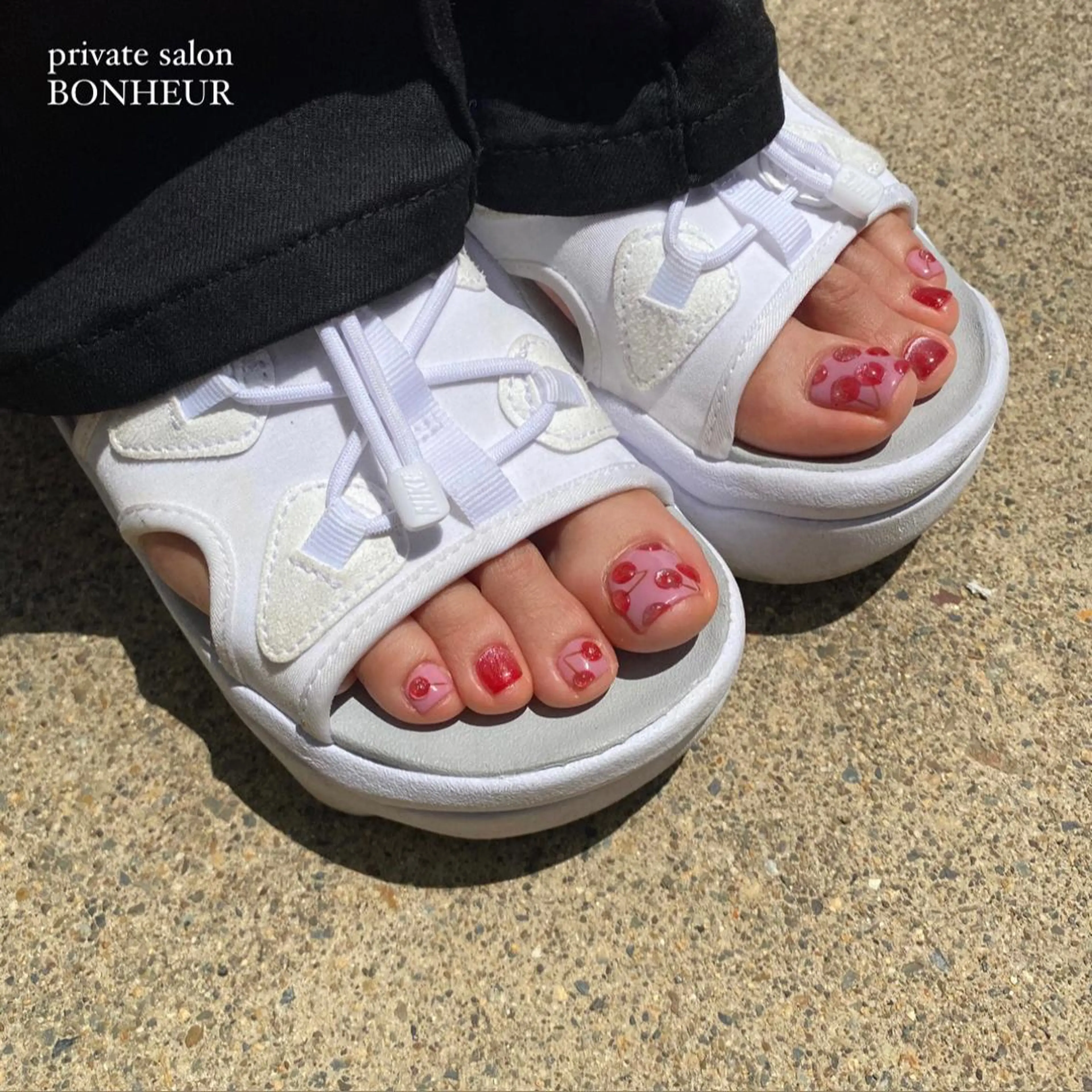 ネイル フットネイル BONHEUR Annaのネイルデザイン