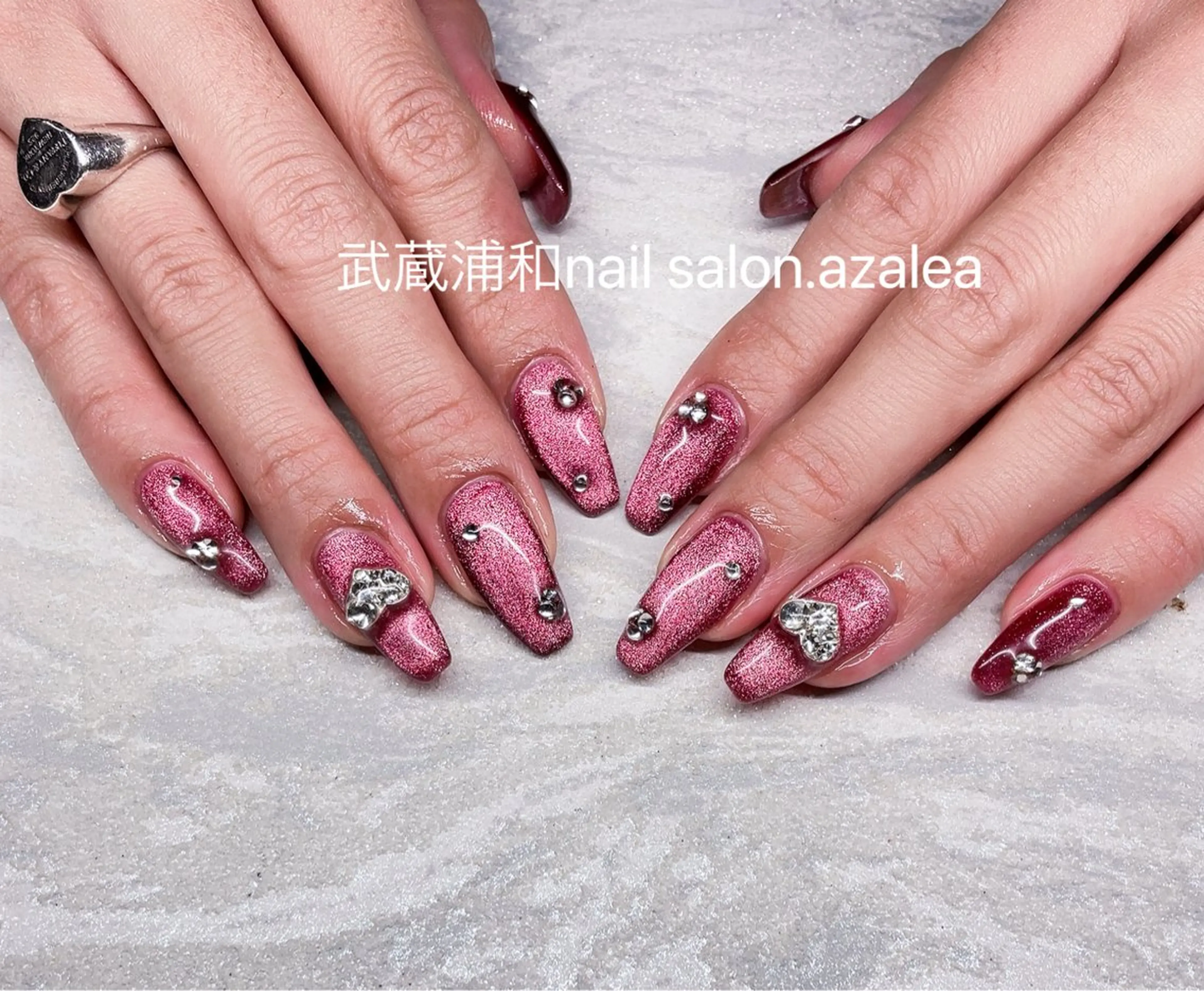 ネイル ハンドネイル R inのネイルデザイン