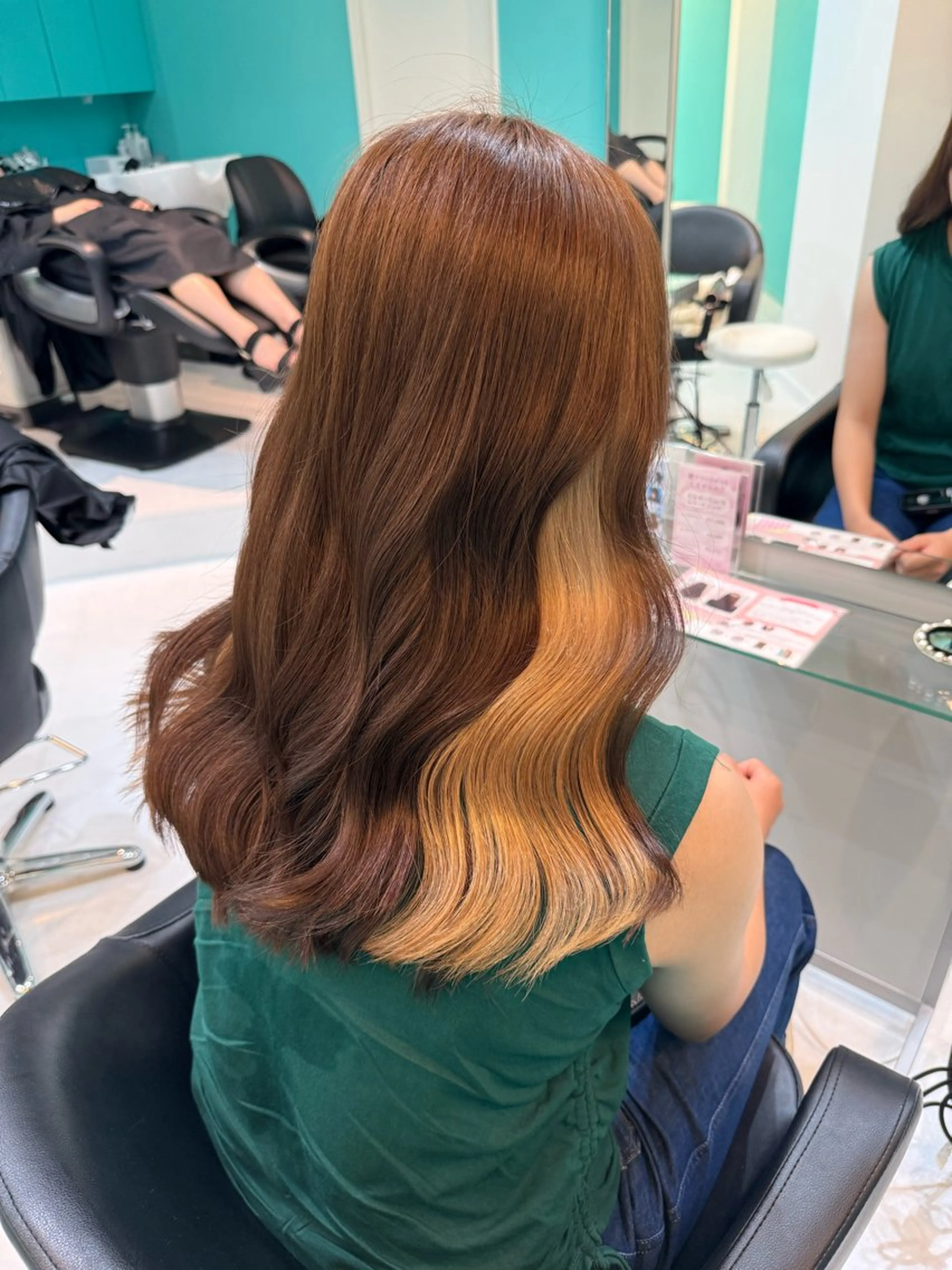 セミロング Misaki/ レイヤー/ウルフのヘアスタイル