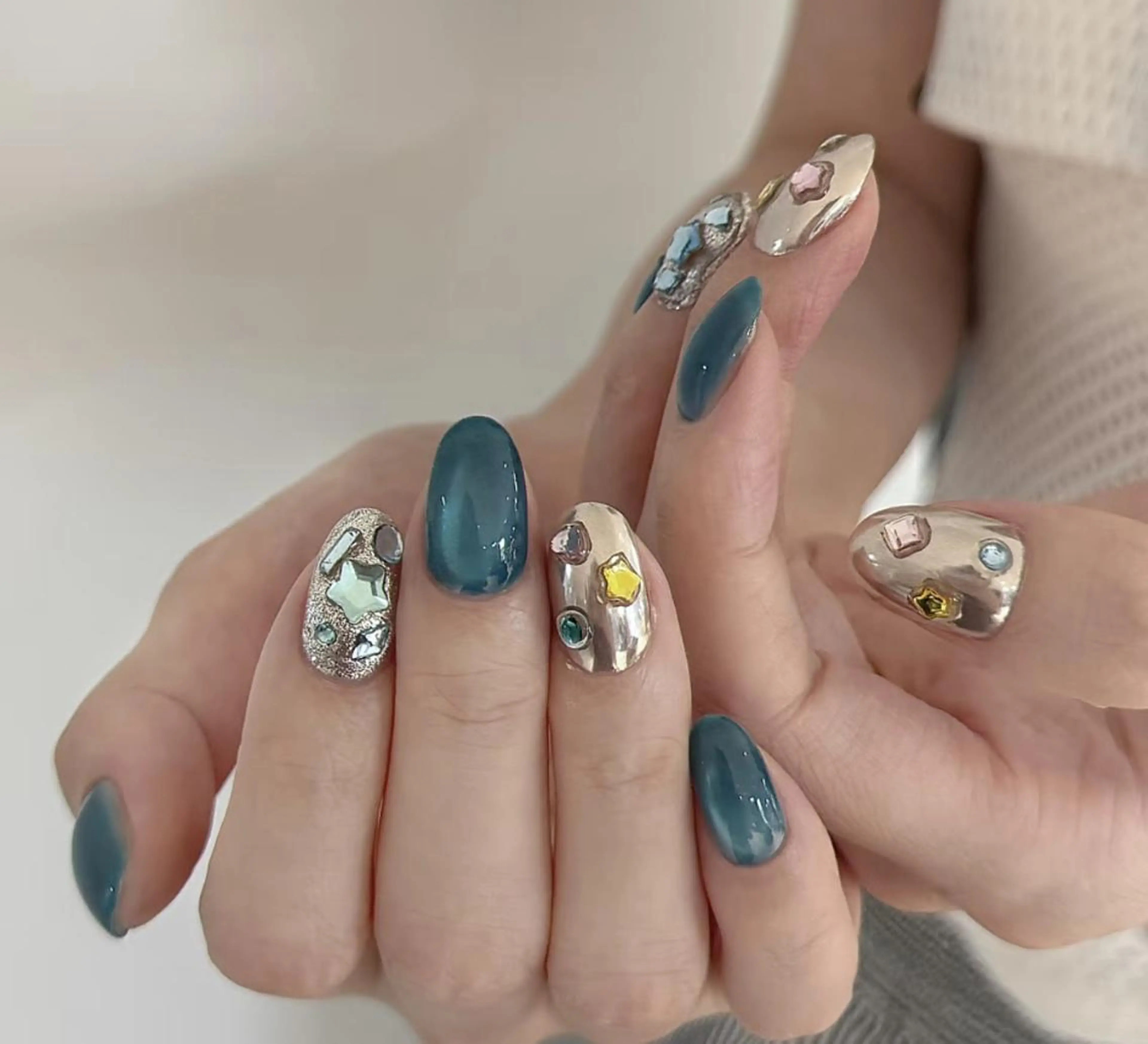 ネイル ハンドネイル 🎀 KiKi_nailのネイルデザイン