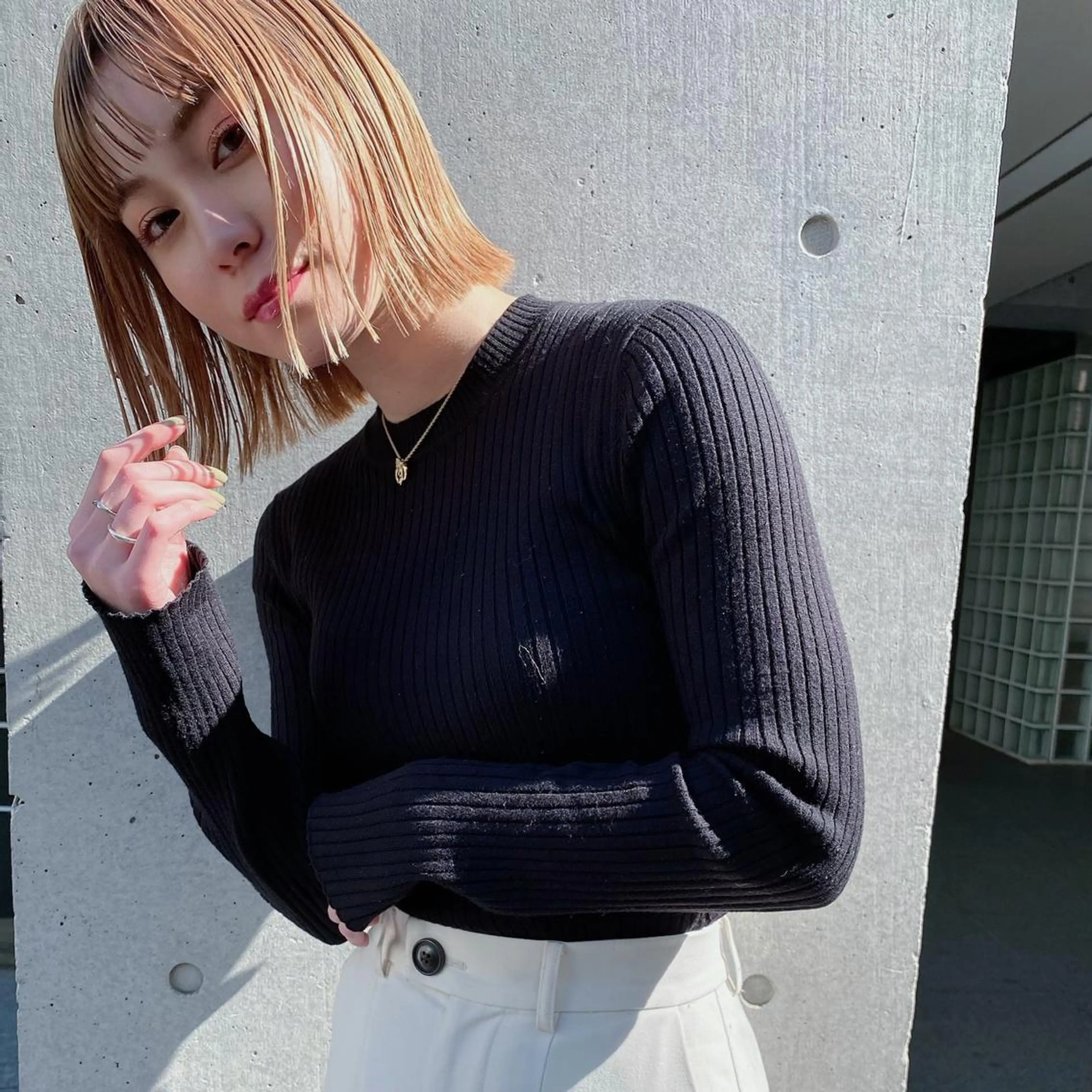 ミディアム カラー 切りっぱなしボブ ベージュカラー ミルクティーベージュ ボブ LATTE所属・𝑺𝒂𝒌𝒊 🩶マンツーマン施術のヘアスタイル