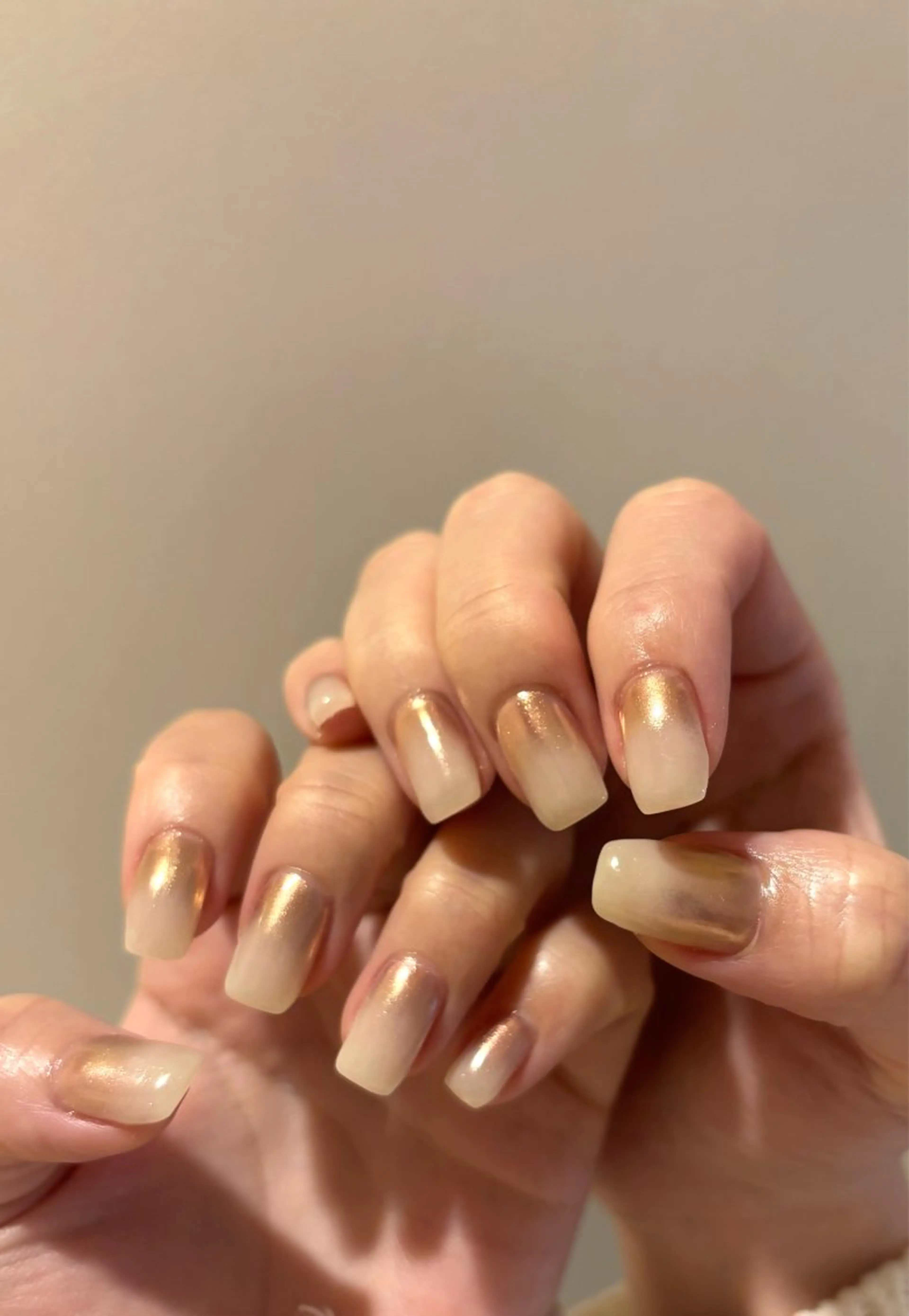 ネイル ミラーネイル ピンク ハンドネイル Elio 国泰寺のネイルデザイン