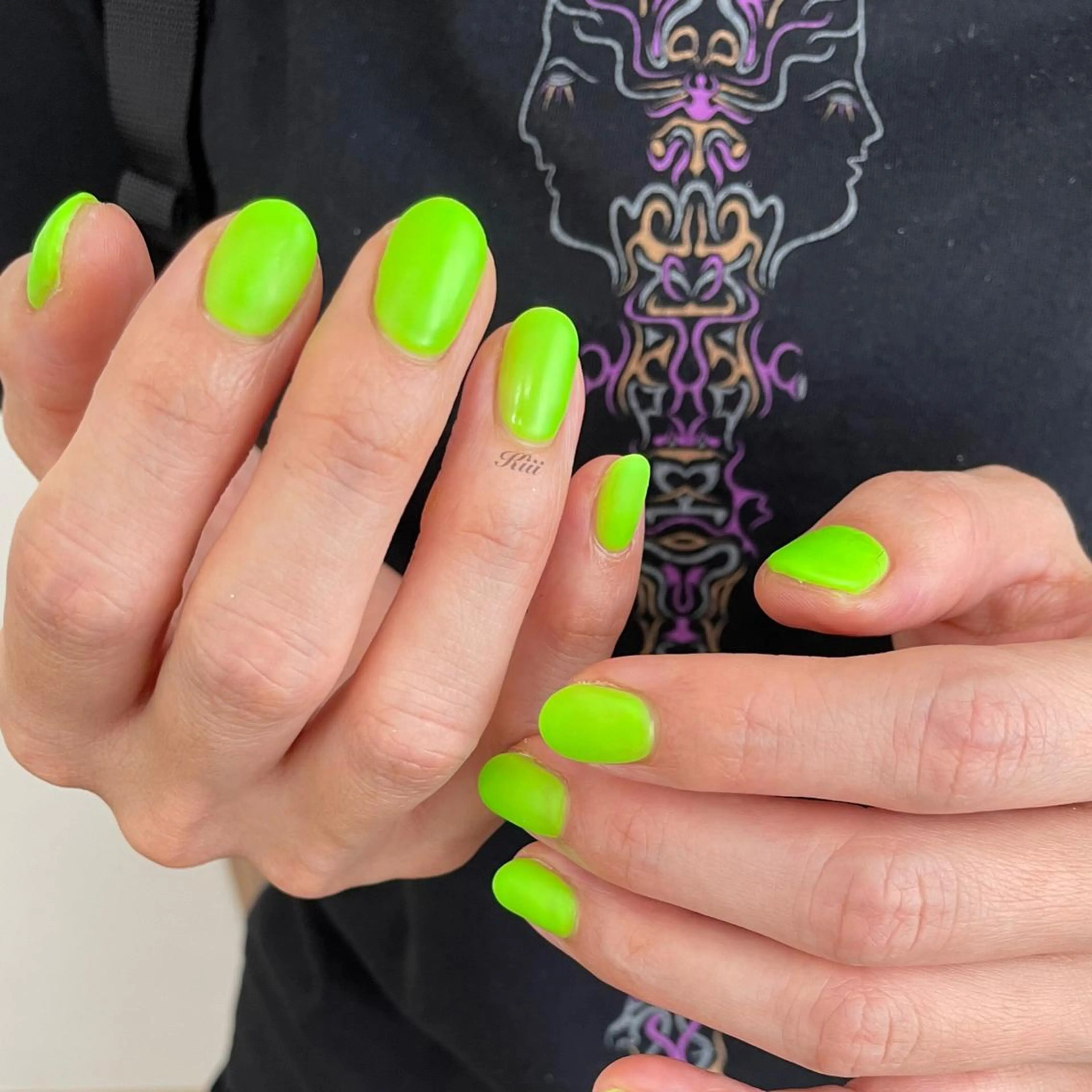 ネイル マットネイル ハンドネイル フットネイル kiii.__ ✴︎*のネイルデザイン