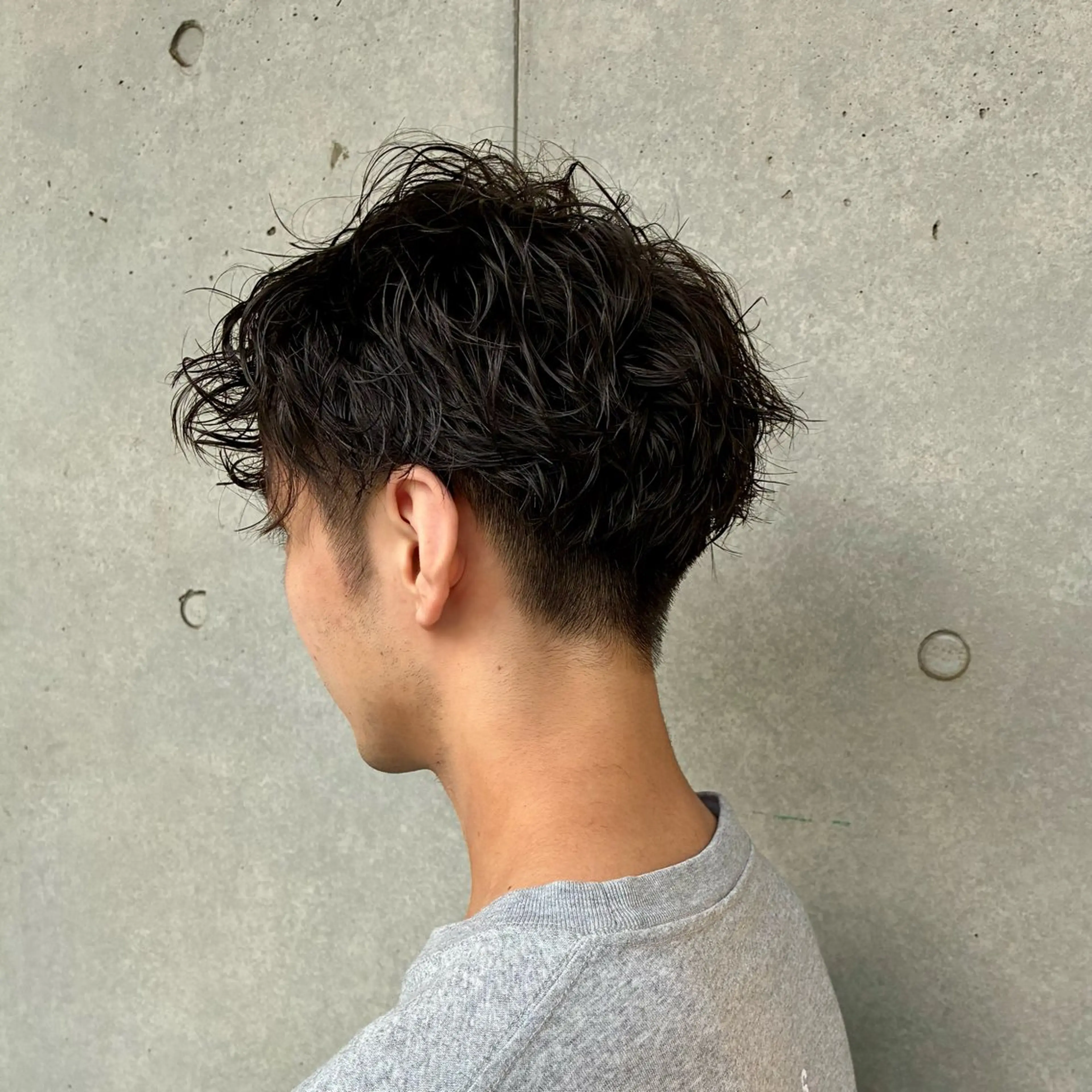 パーマ メンズ メンズパーマ カット パーマ 遠藤姫花 𝒂𝒔𝒉草加𓂃のヘアスタイル