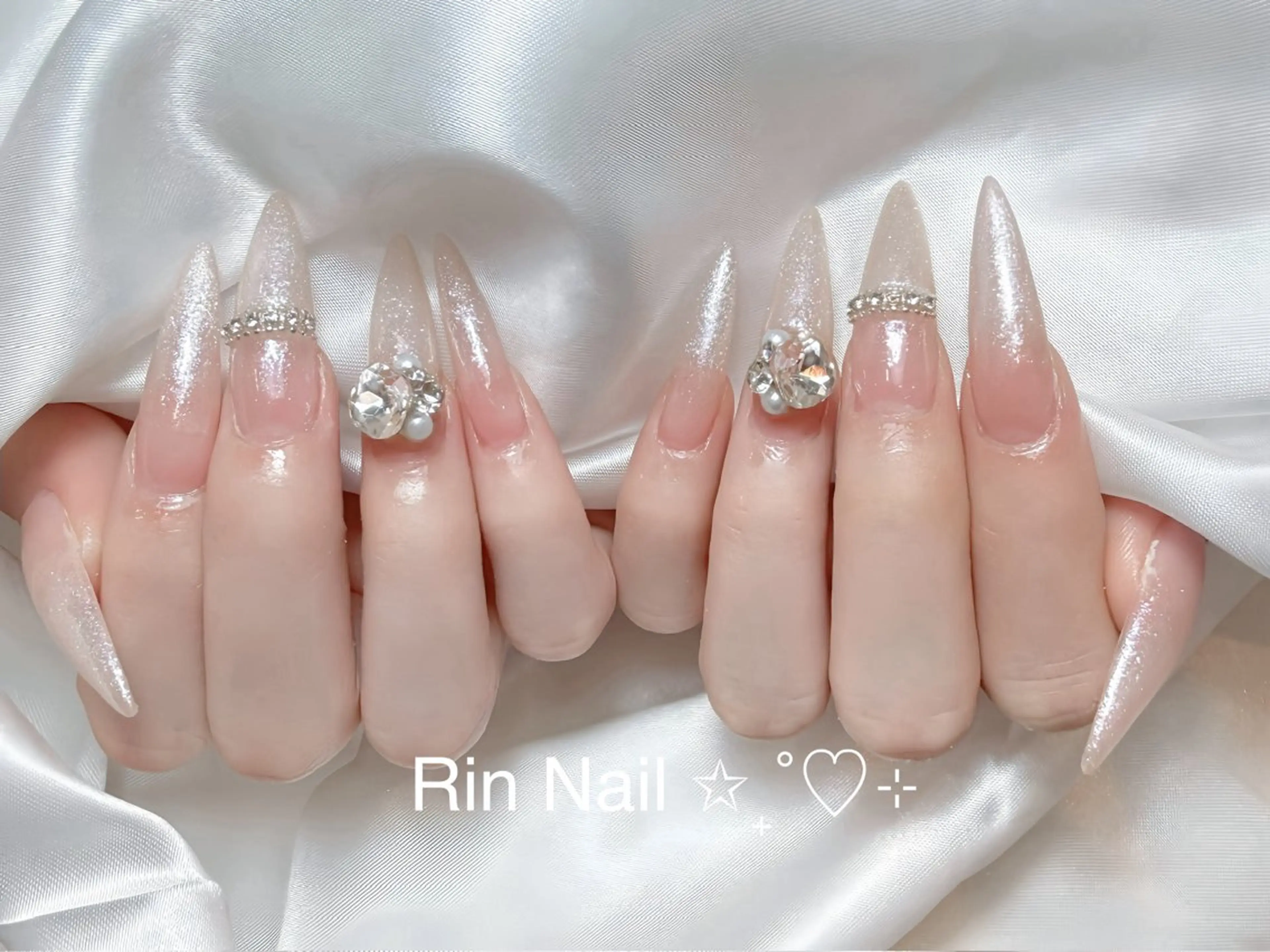 ネイル チークネイル フラッシュネイル フラワーネイル フットネイル ジェルネイル ハンドネイル Rin Nail Shinokuboのネイルデザイン