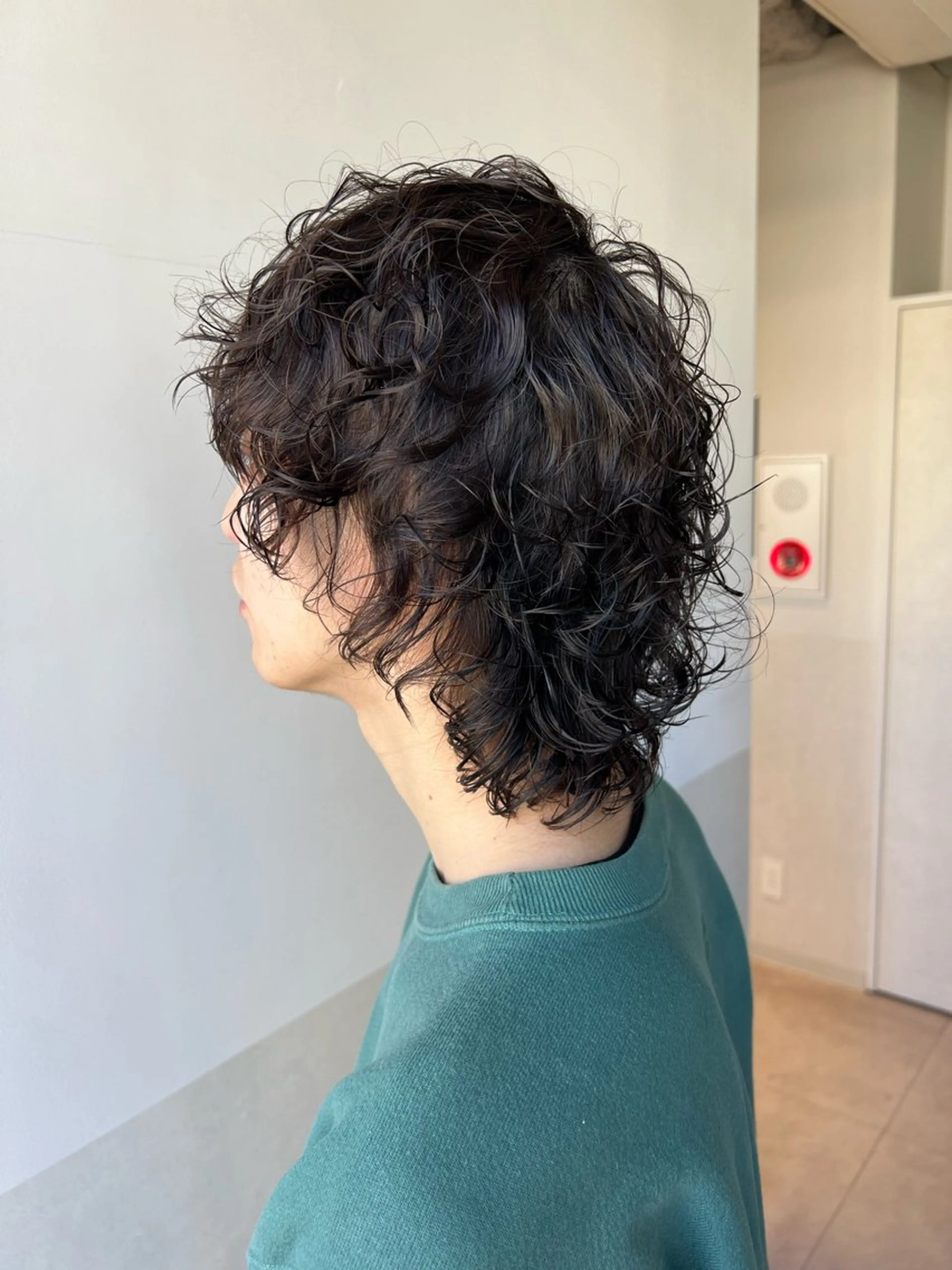 ショート パーマ メンズ メンズパーマ メンズウルフカット ウルフカット カット パーマ 🍇おぐら めぐみ🍇のヘアスタイル