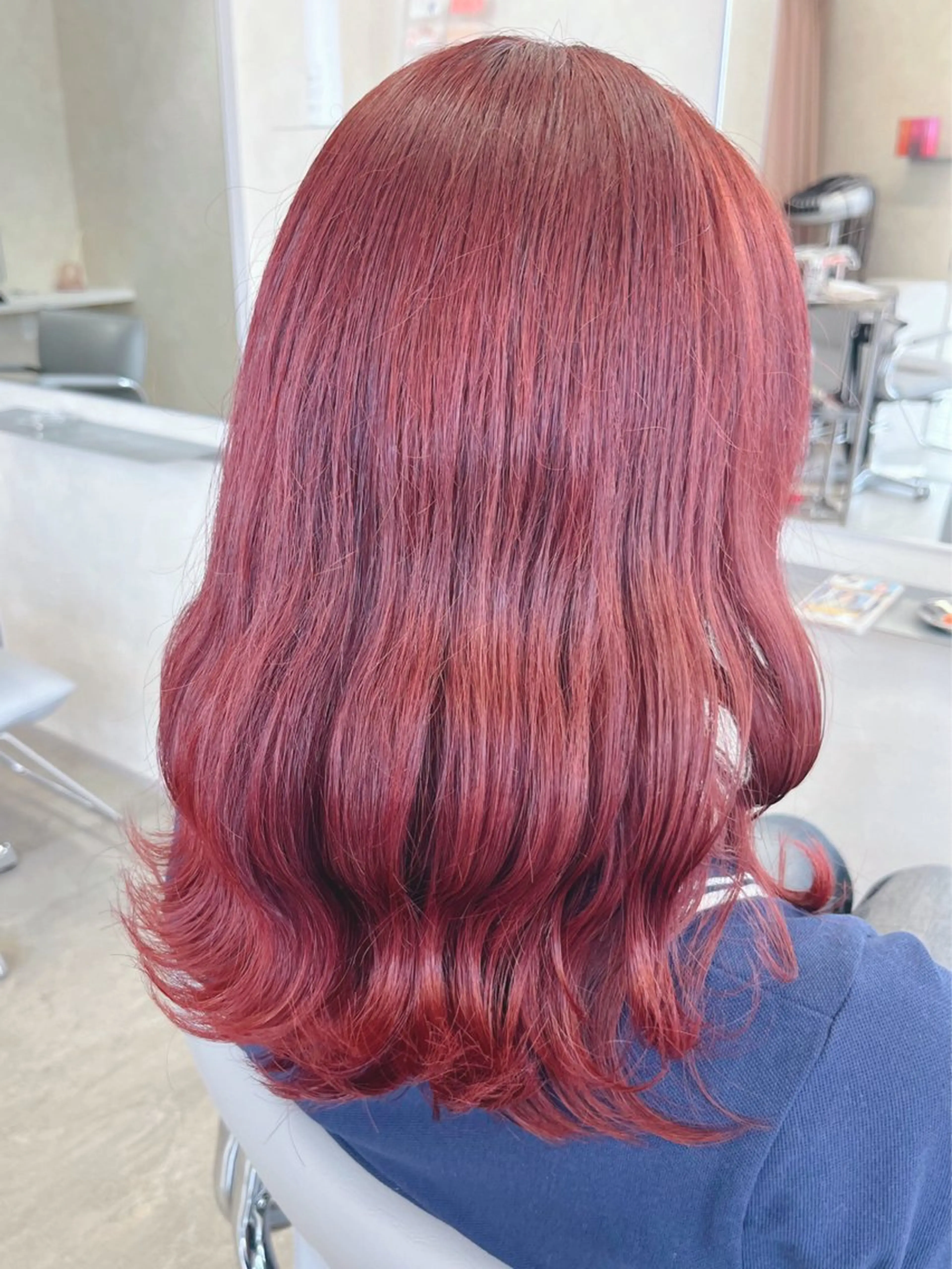 ミディアム カラー ブリーチ ボルドーカラー 髪質改善 ヘアカラー トリートメント uniqueKOBE /MAYUKAのヘアスタイル