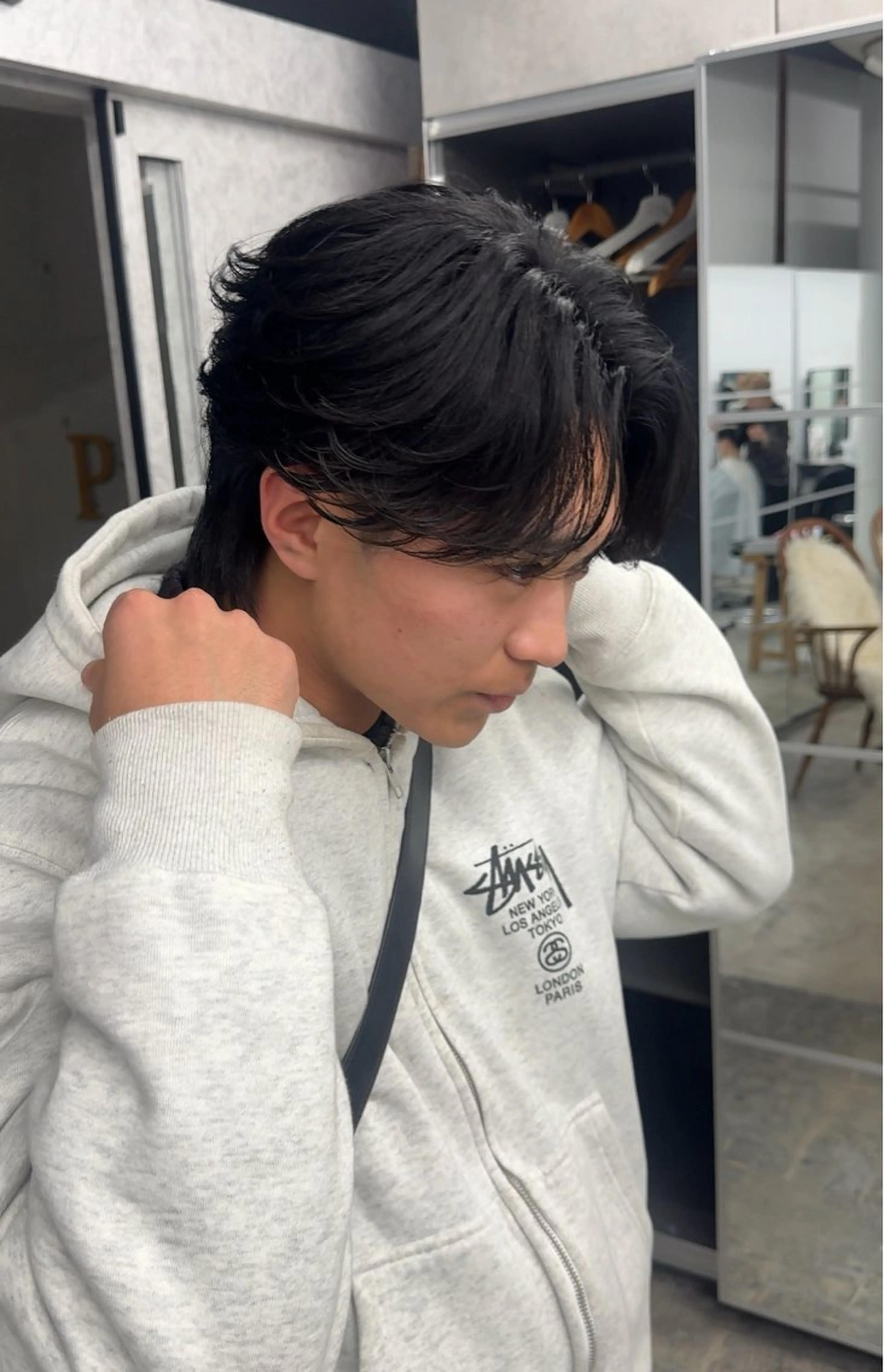 ショート パーマ メンズ カット パーマ 岩佐 柚太のヘアスタイル