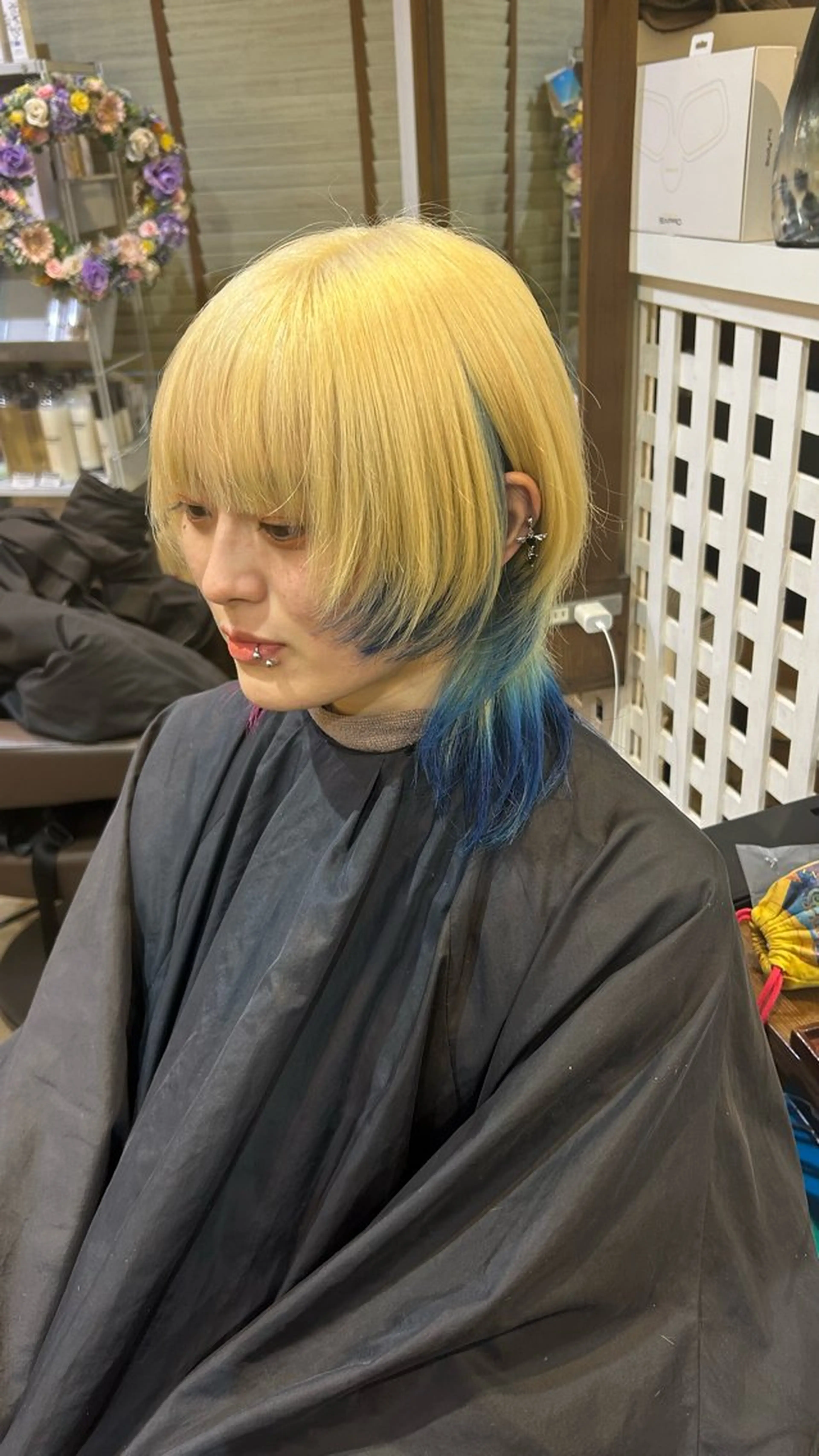 ミディアム カラー ヘアアレンジ インナーカラー ウルフカット カツキ/GARTE 代官山のヘアスタイル