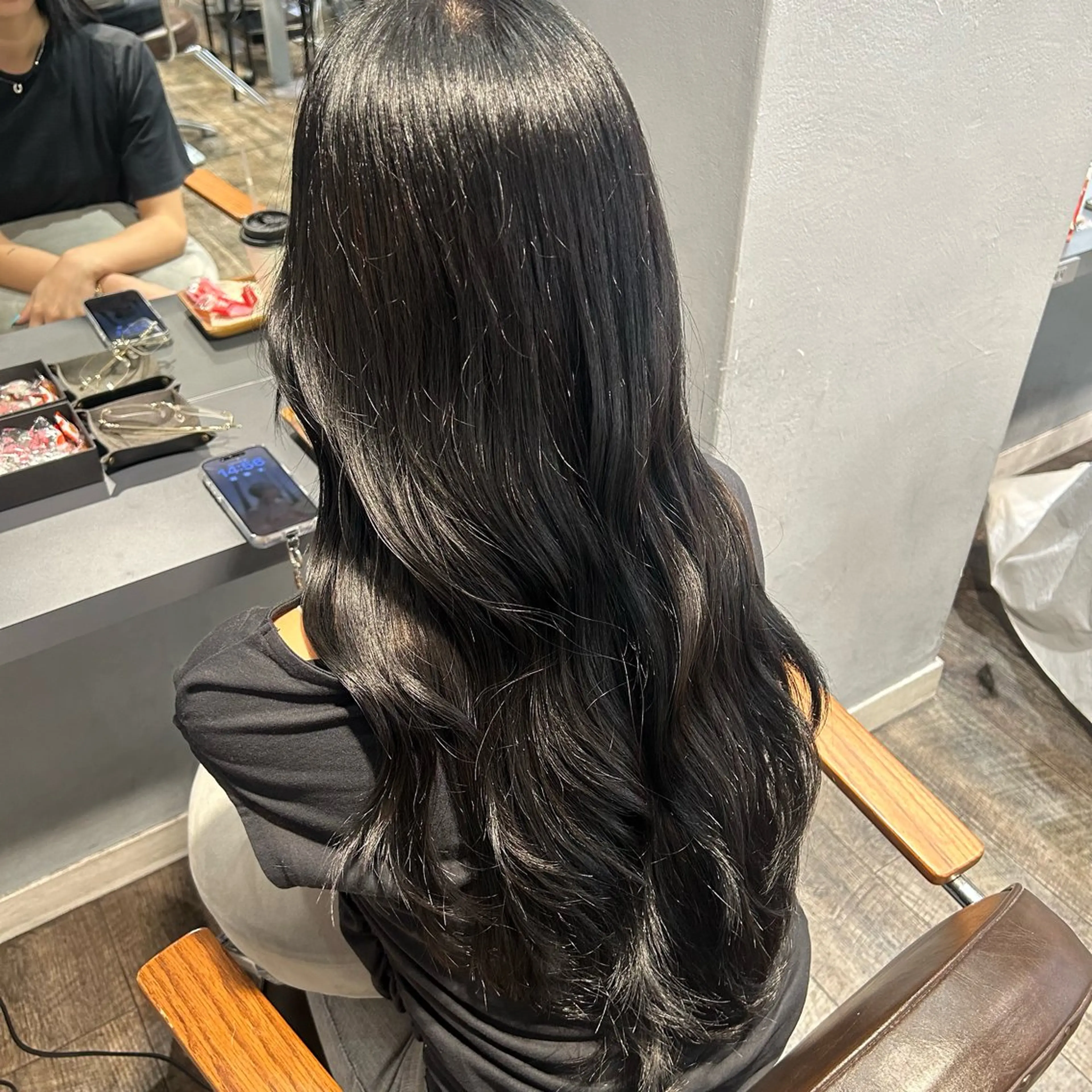 ロング カラー 黒髪 ブルーカラー ブルーブラック 透明感カラー オレンジ 透明感カラー/ ナチュラル/toaのヘアスタイル