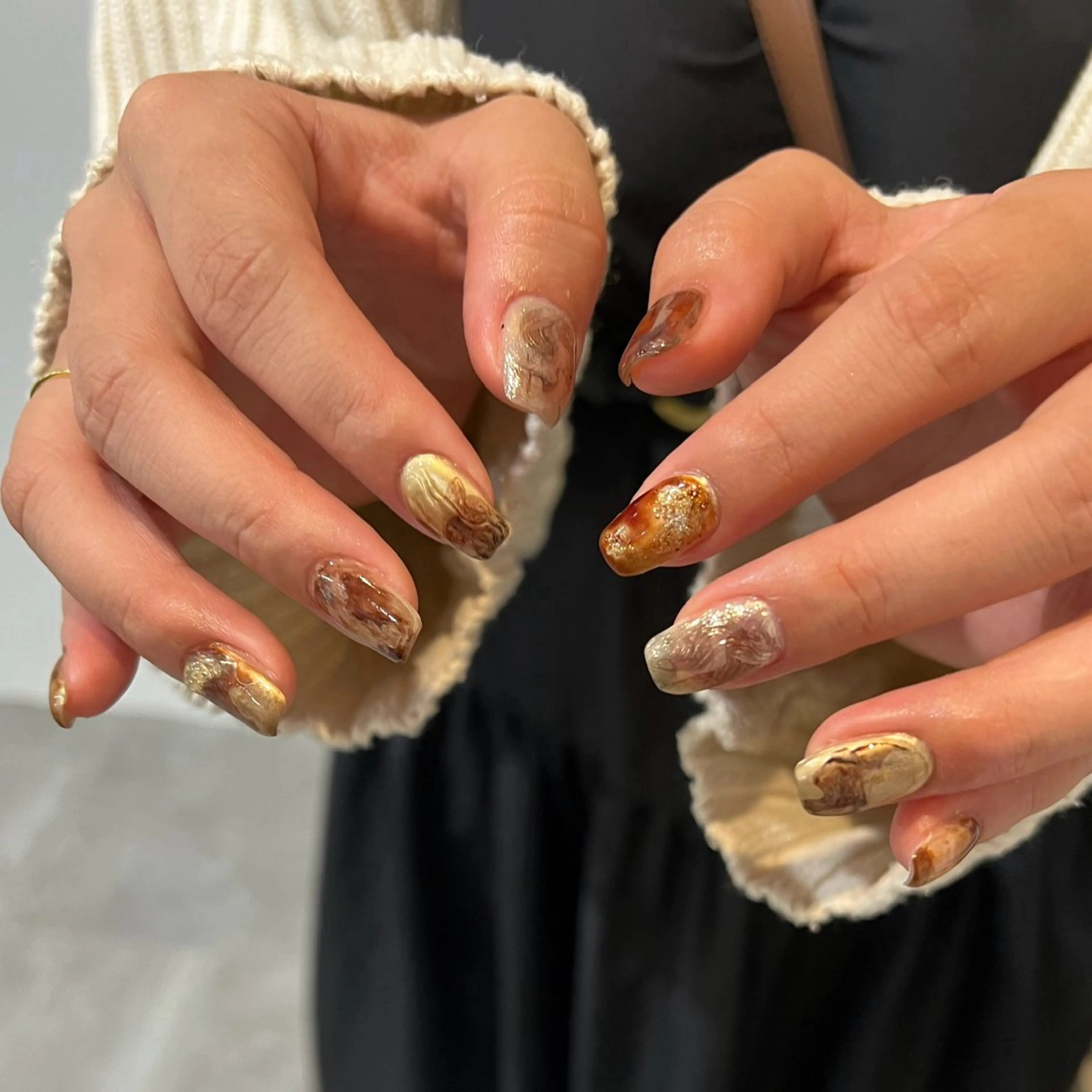 ネイル 持ち込み ニュアンスネイル ハンドネイル miyuu 𓂃🫧‪のネイルデザイン