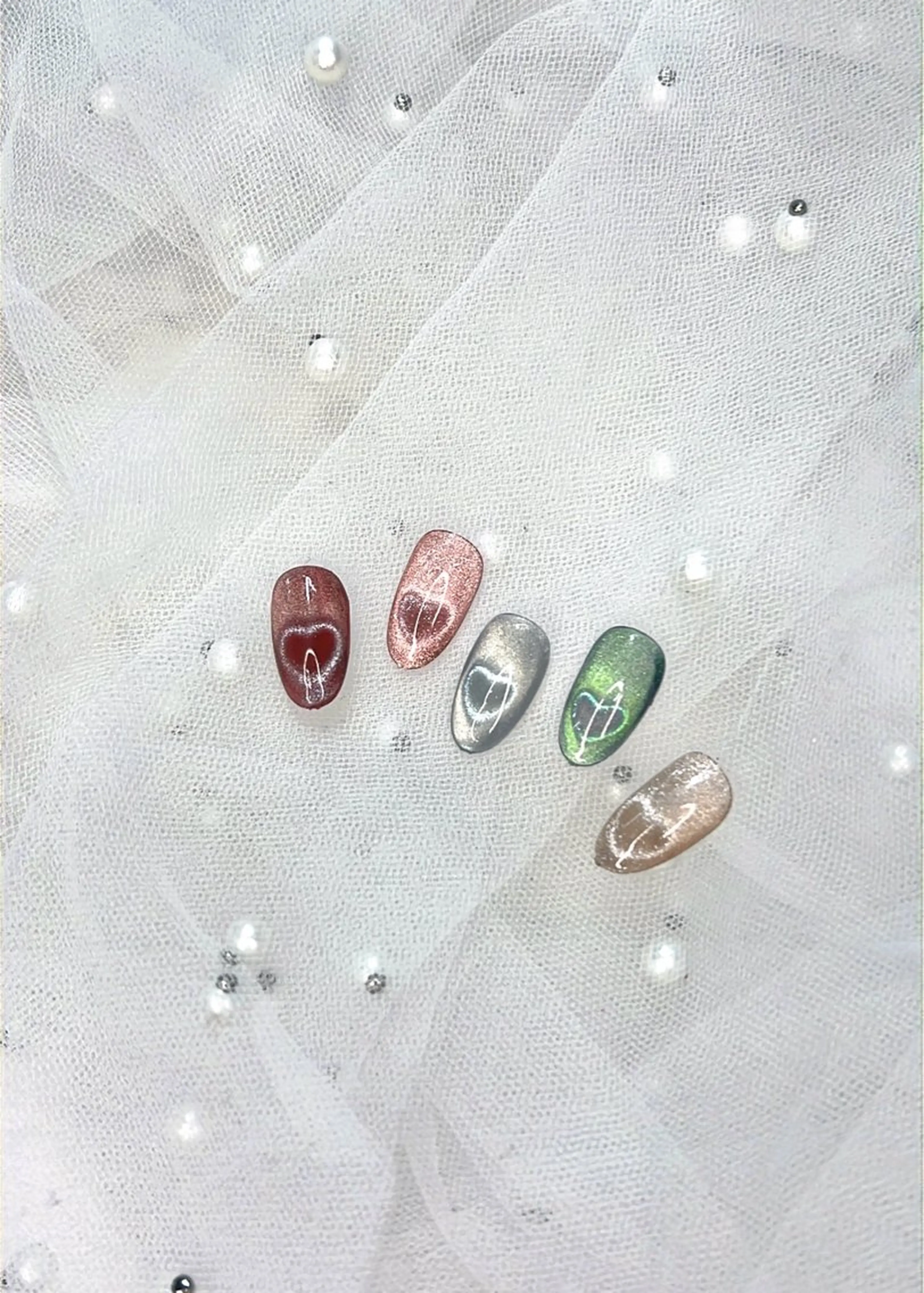 ネイル ハート マグネットネイル Minéa nailのネイルデザイン