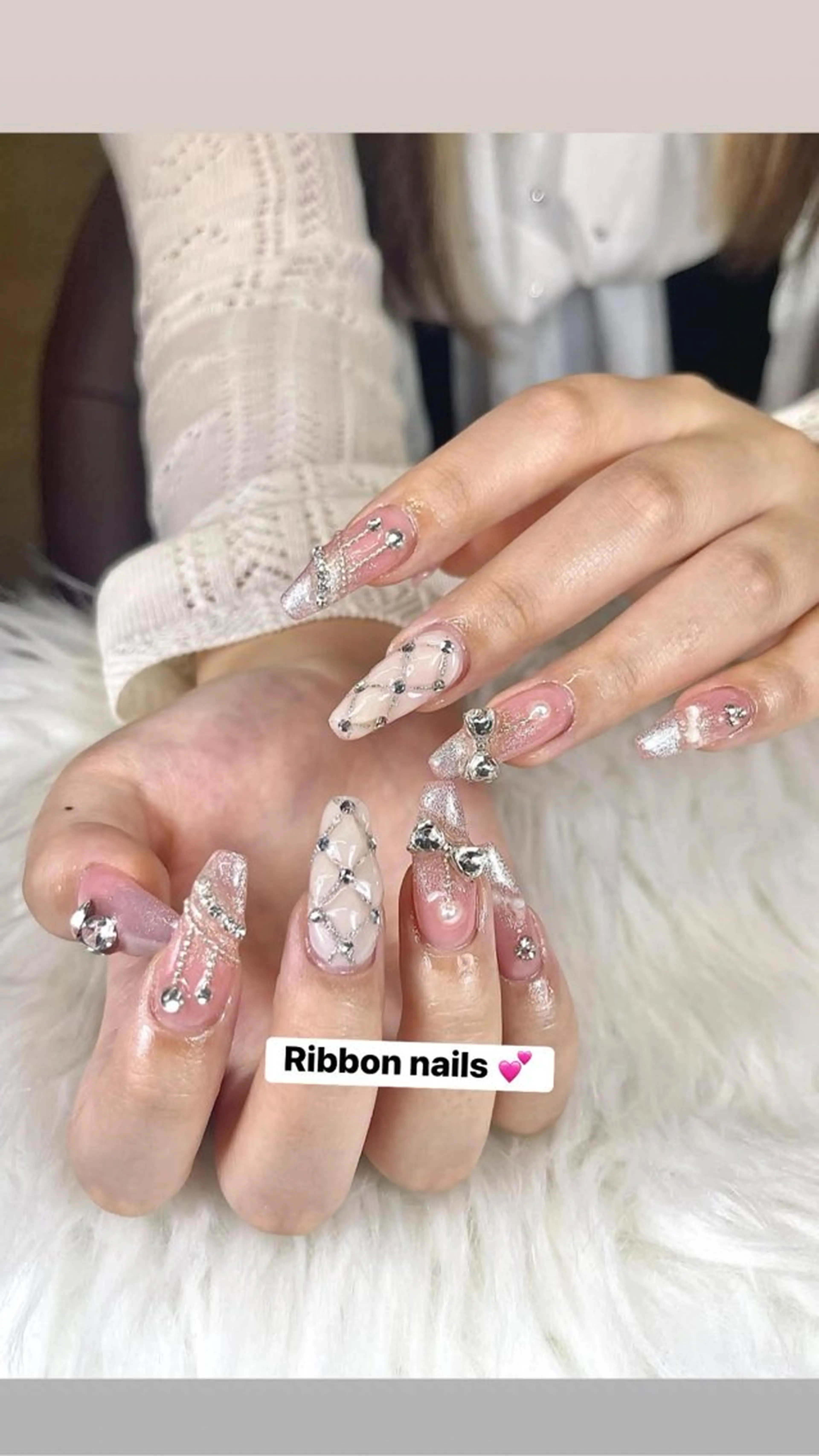 ネイル アートネイル スカルプネイル ストーンネイル ネイルチップ ハンドネイル Suka Nailのネイルデザイン