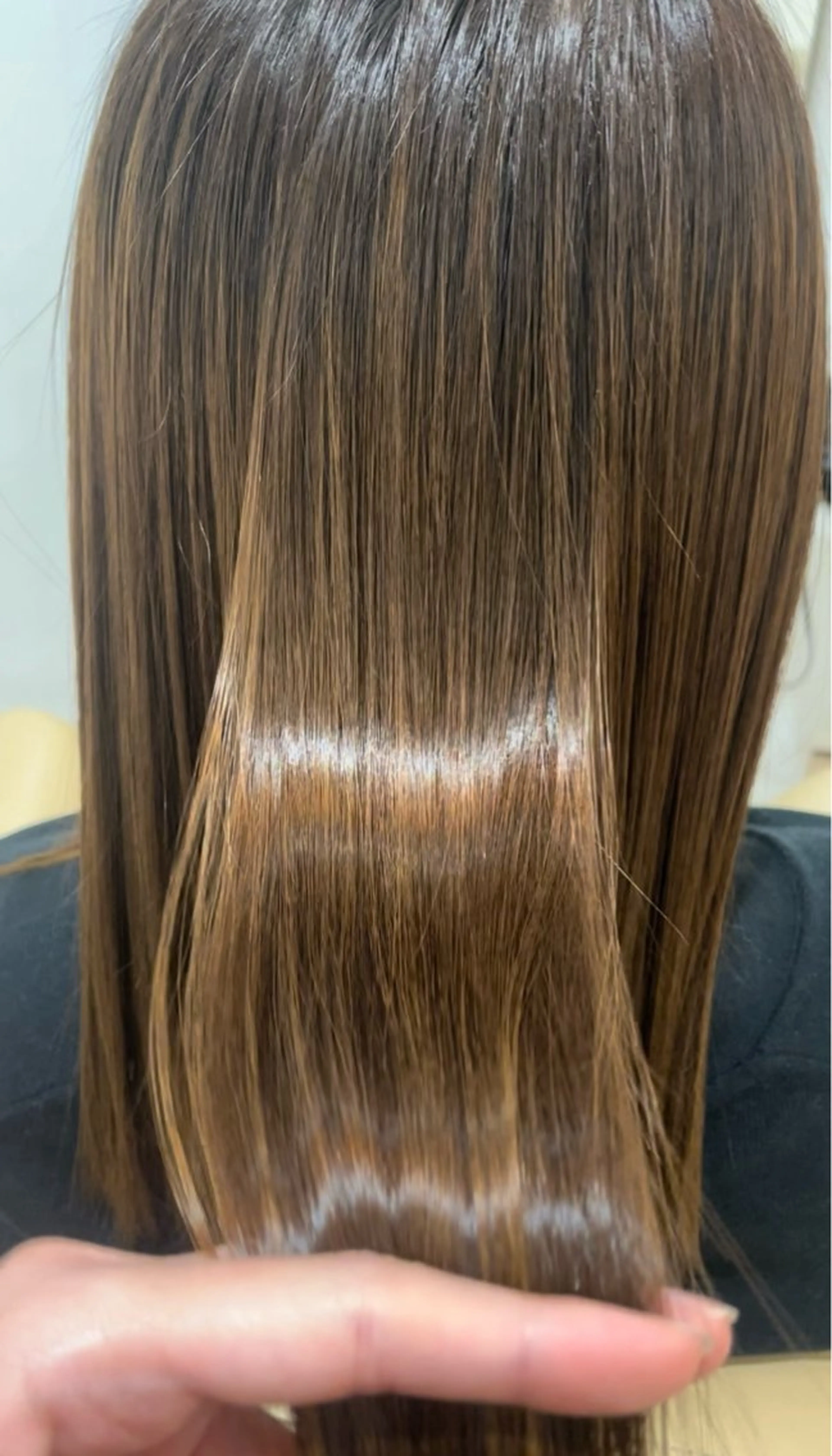 ロング 縮毛矯正 un knownのヘアスタイル