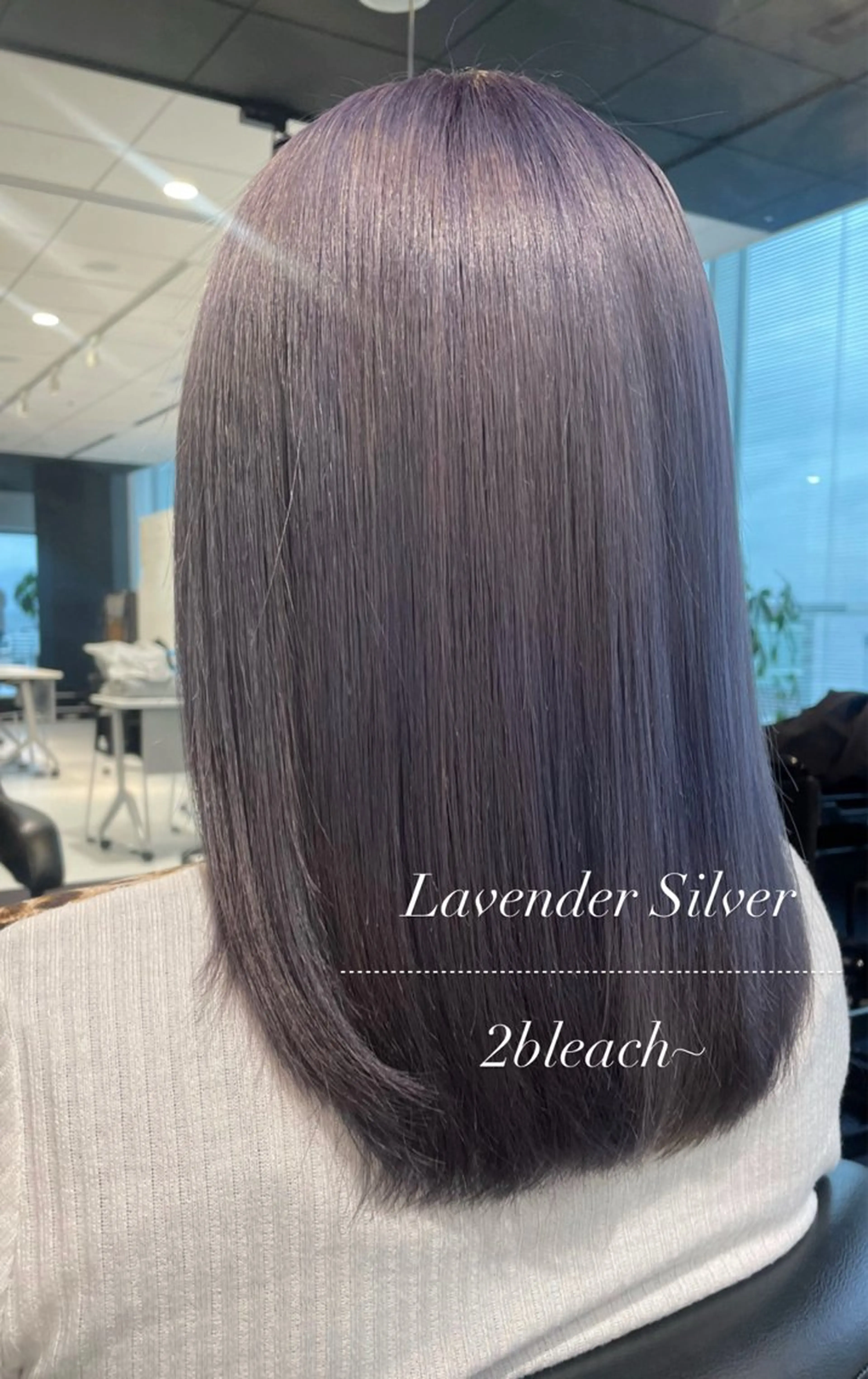 セミロング 原 朱音のヘアスタイル