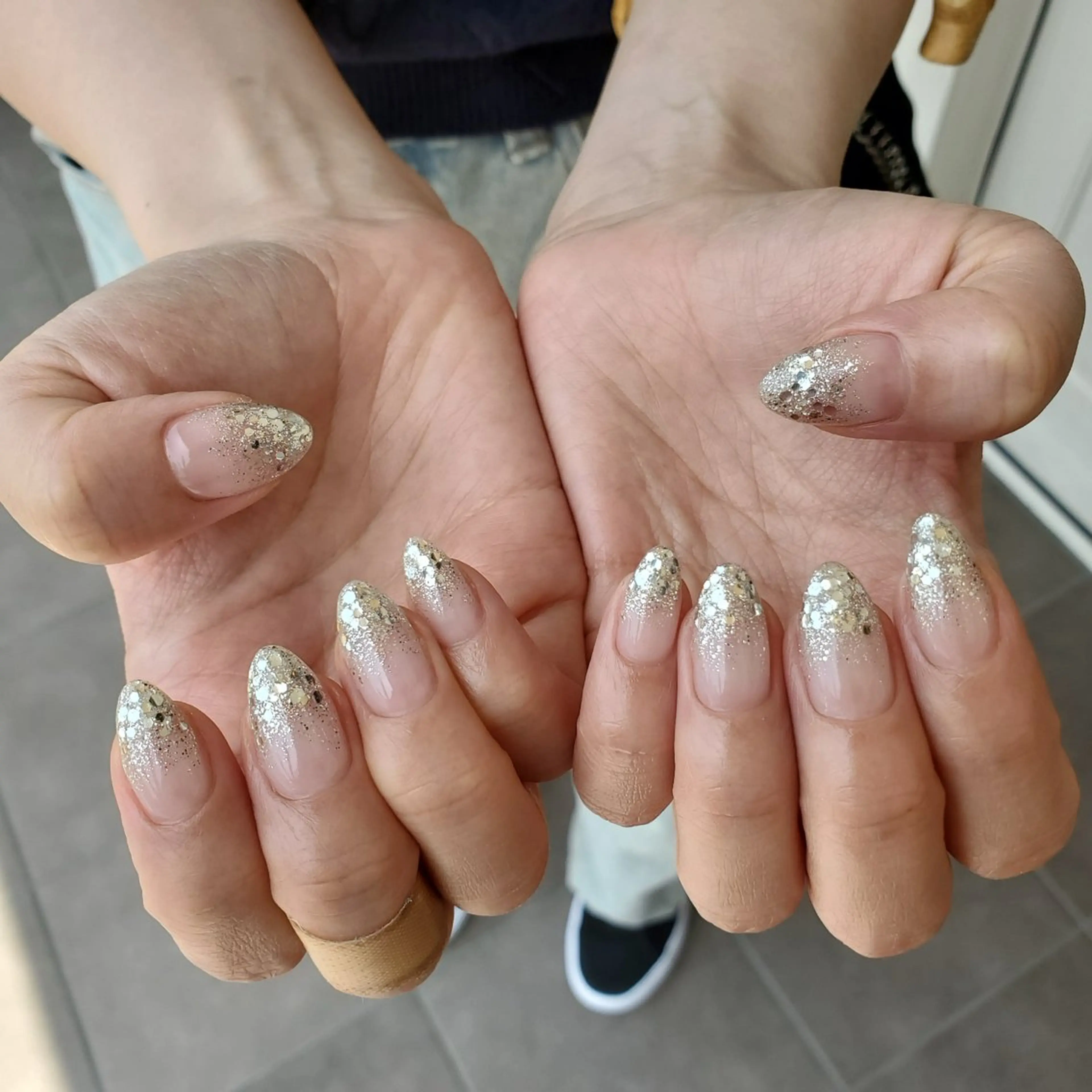 ネイル ラメ(グリッター) ラメグラデーション atelier7. yukiのネイルデザイン